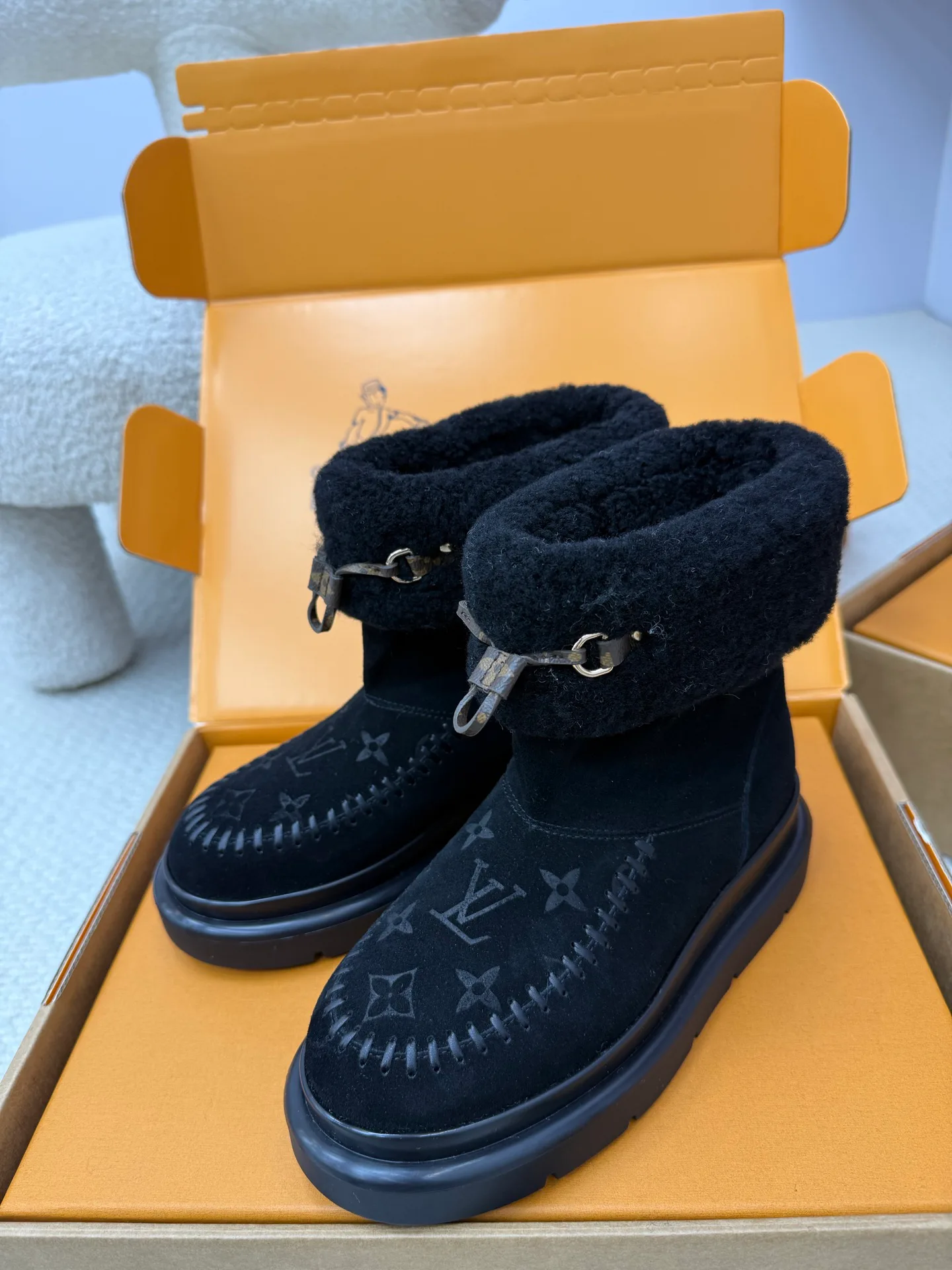 Угги Женские Louis Vuitton 808231