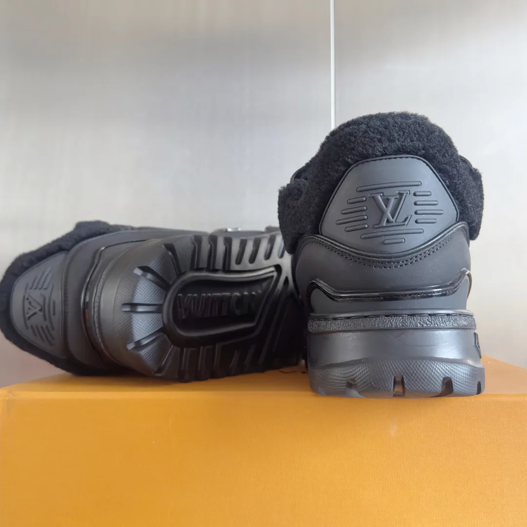 Кроссовки Женские Louis Vuitton 317478