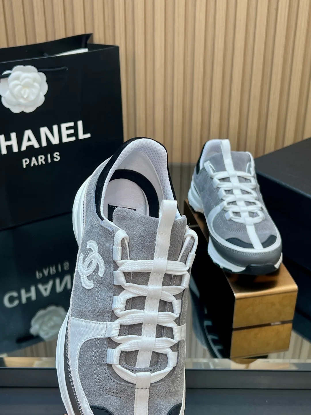 Кроссовки Женские Chanel 1731490