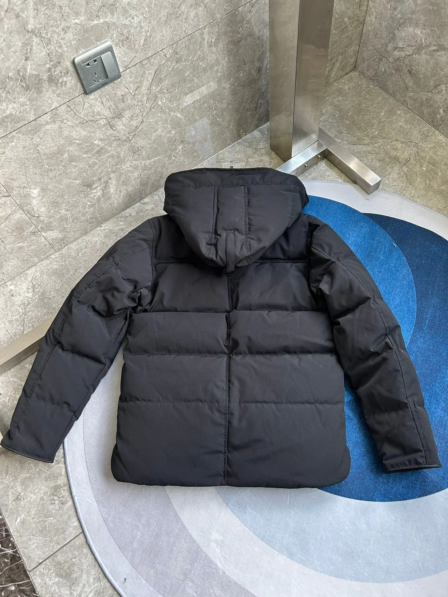 Куртки И Пуховики Женские Canada Goose 18111612