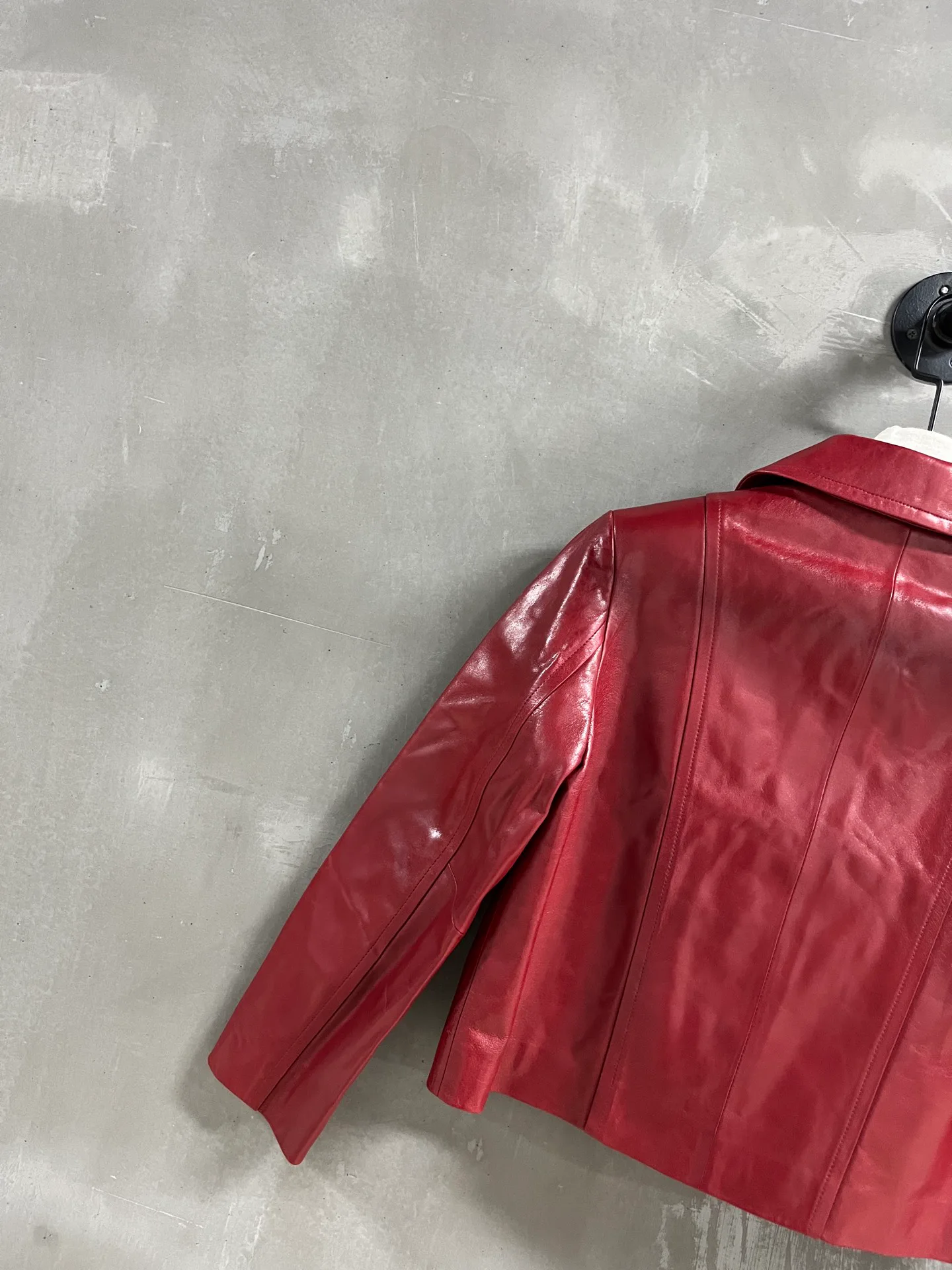 Кожаные Куртки И Дублёнки Женские Gucci 18172648