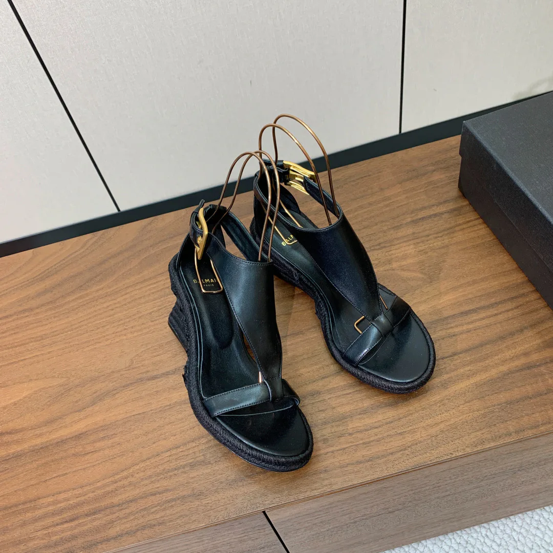 Босоножки Женские Balmain 11886647