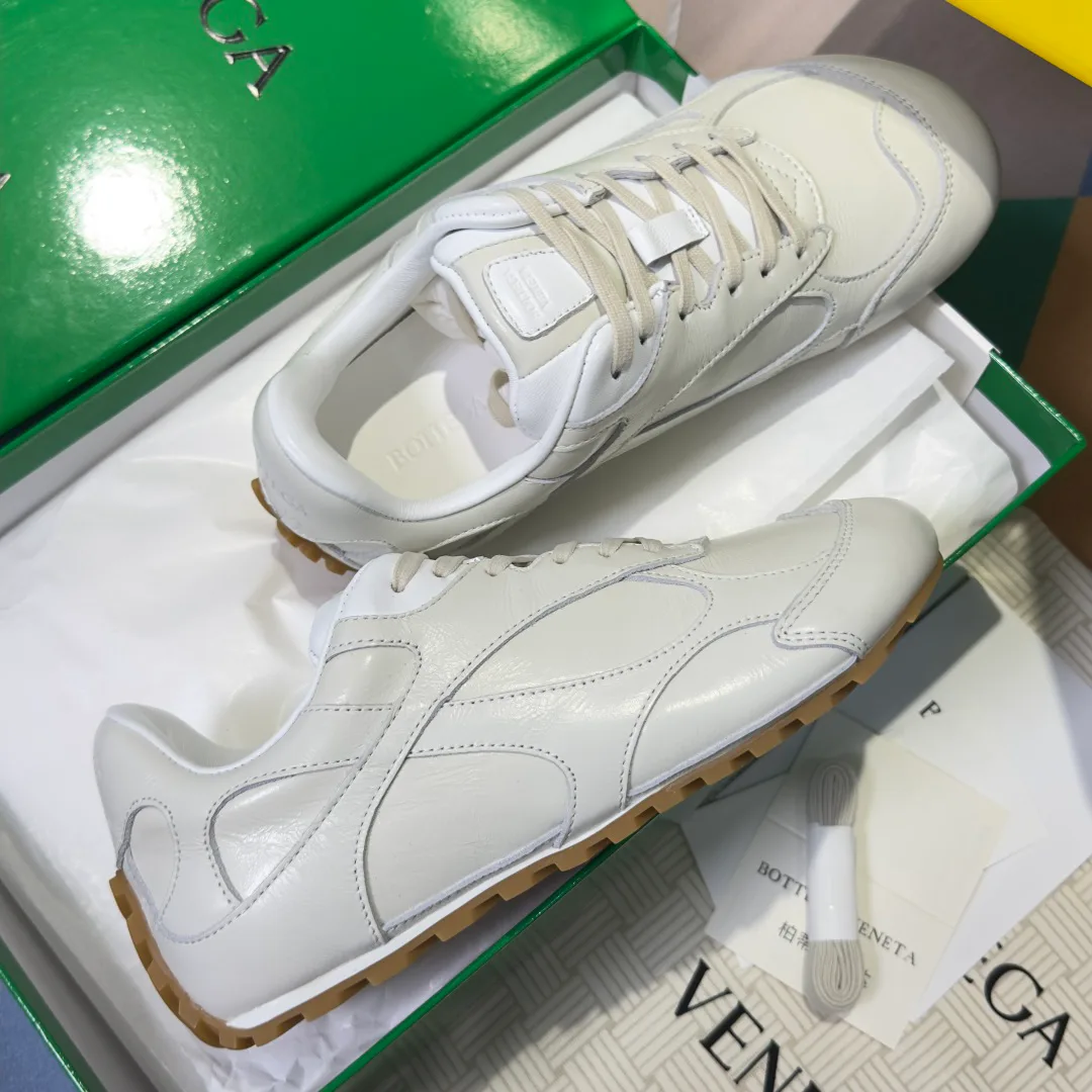 Кроссовки Женские Bottega Veneta 13300454