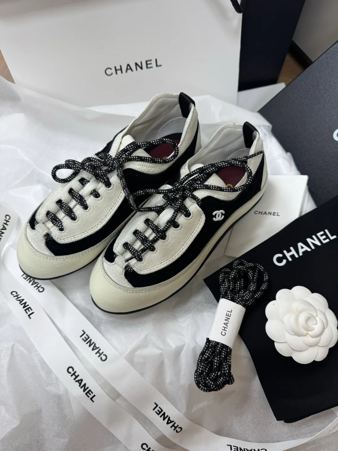 Кроссовки Женские Chanel 17358825