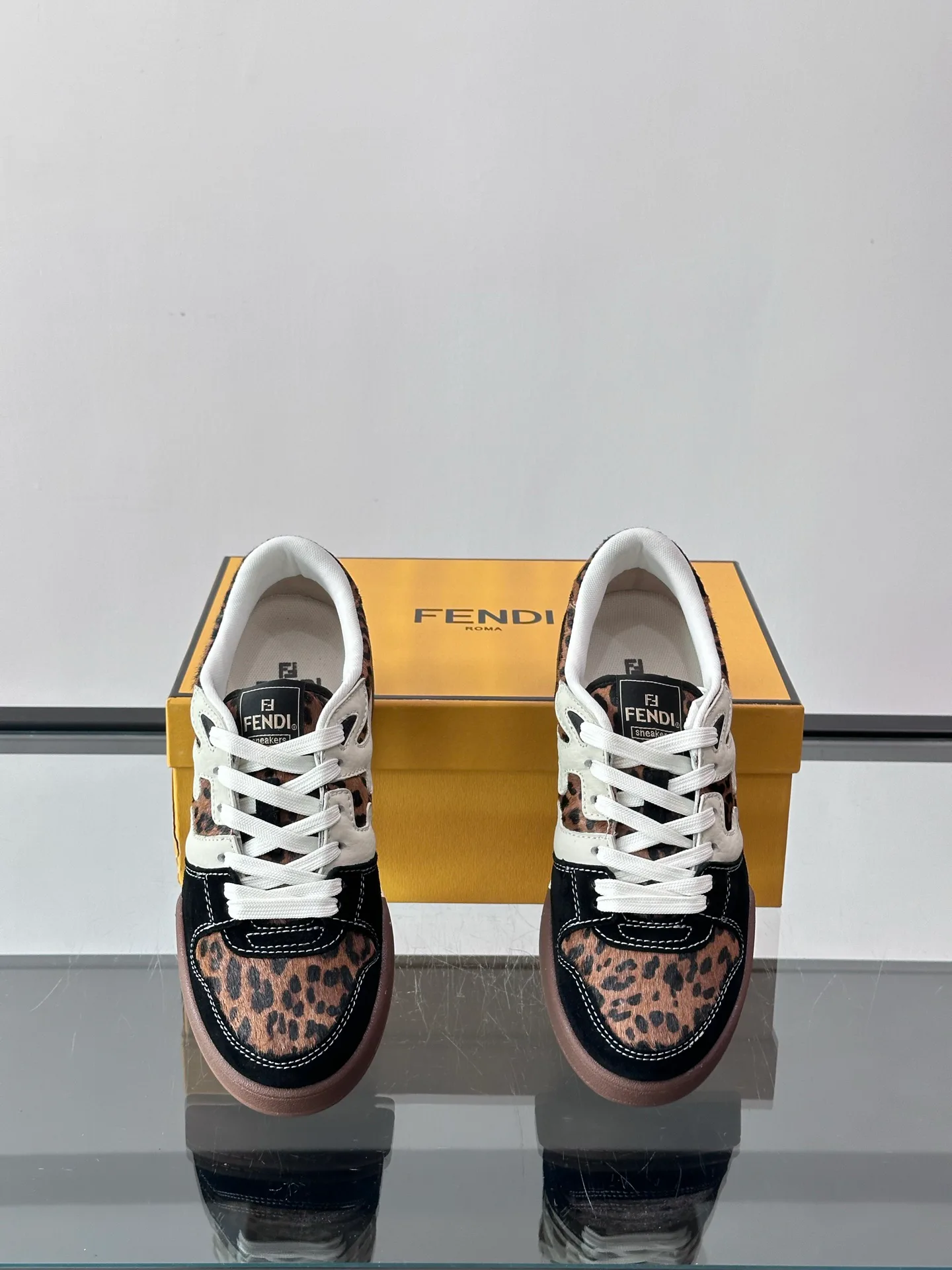 Кроссовки Мужские Fendi 126801