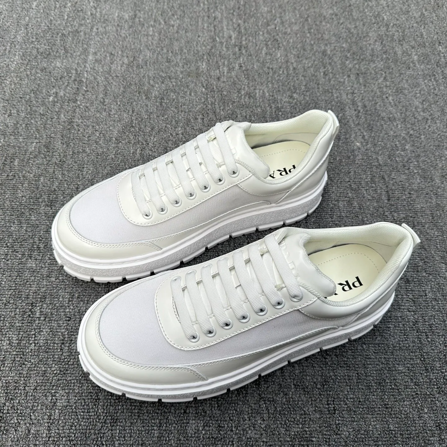 Кроссовки Мужские Prada 290796