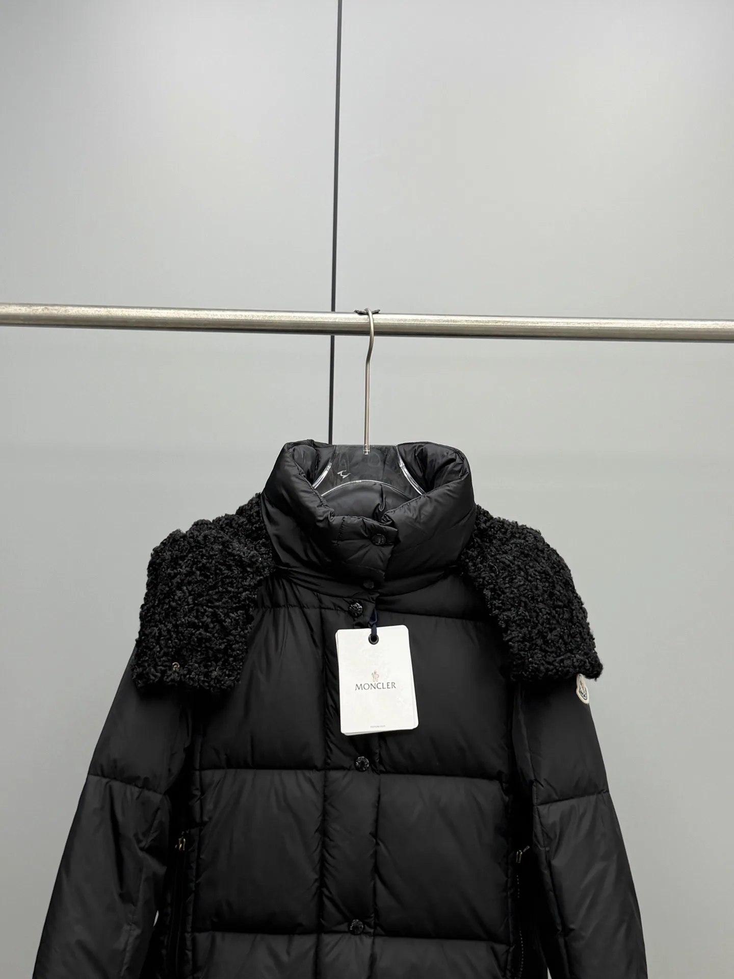 Куртки И Пуховики Женские Moncler 20137739