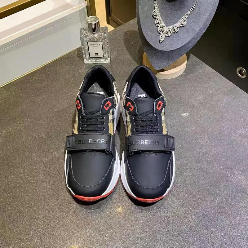 Кроссовки Женские Burberry 694269