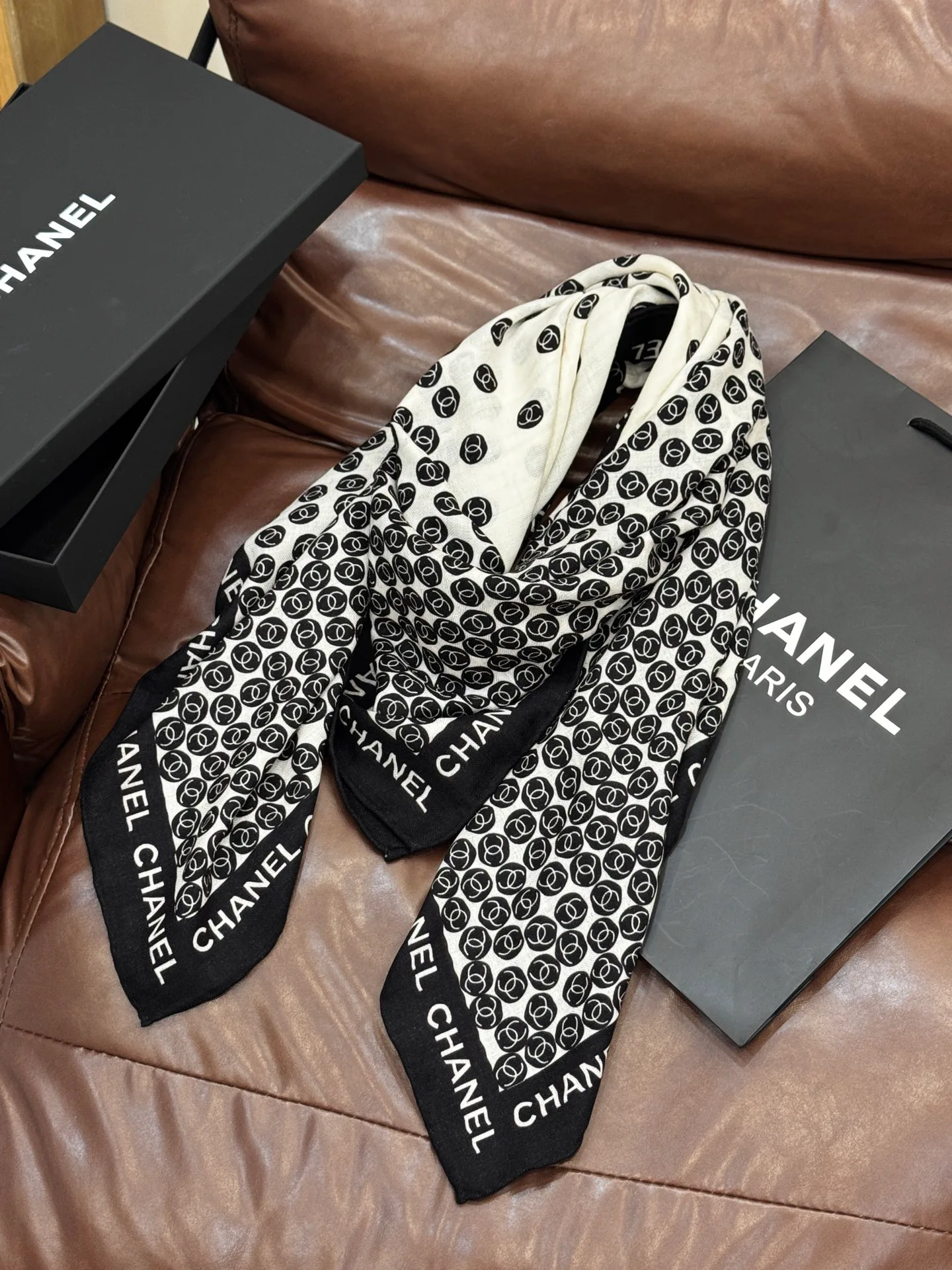 Шарфы Chanel 163736