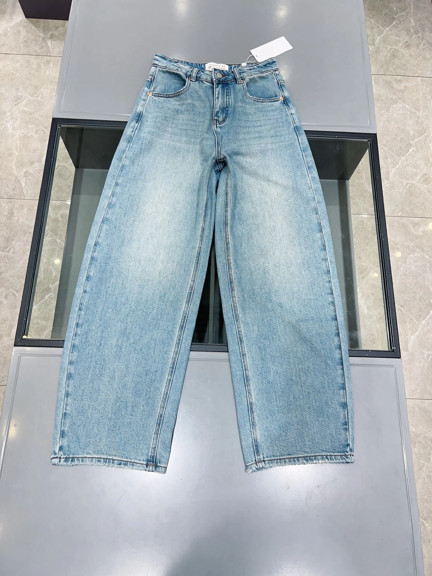 Джинсы Женские Maison Margiela 11710988
