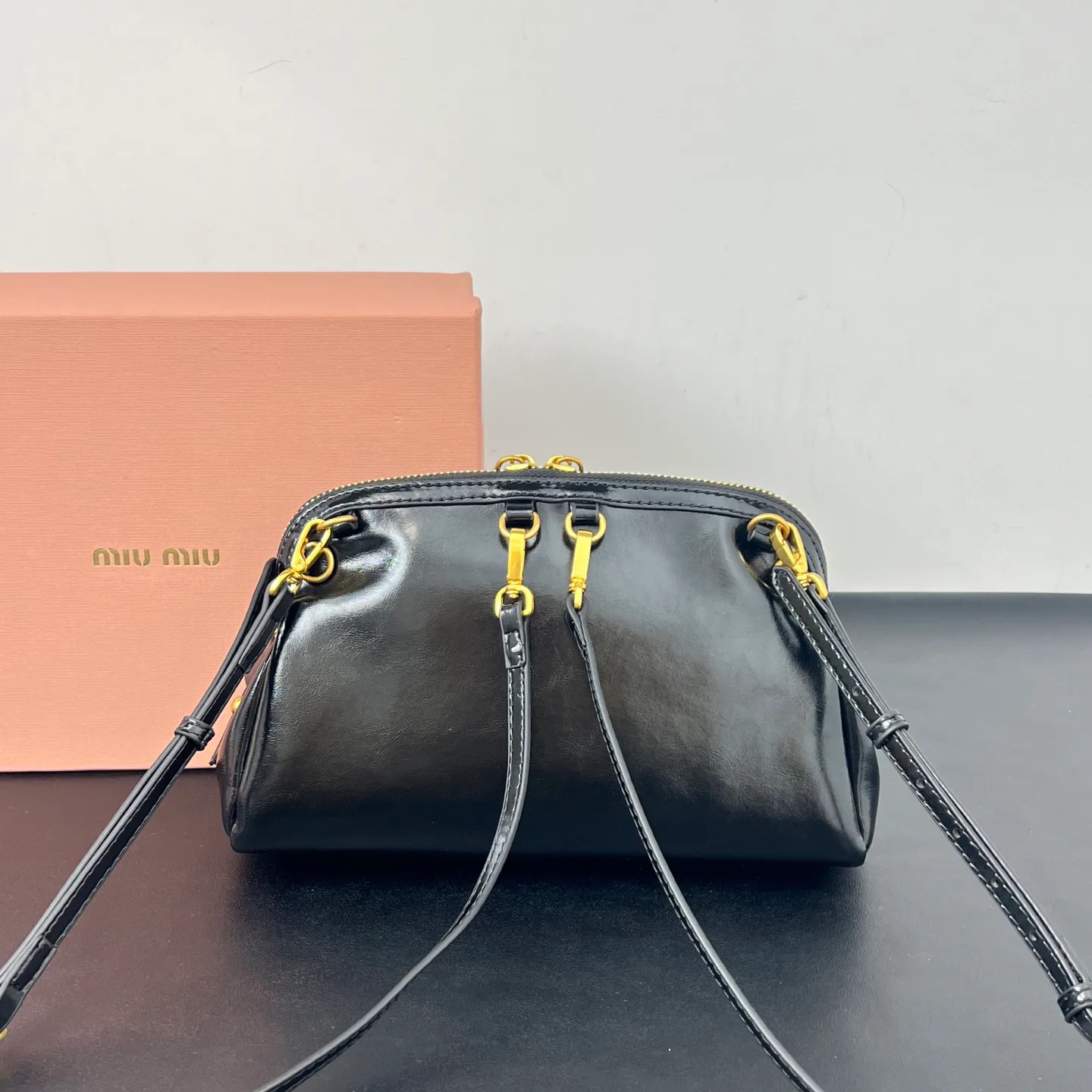 Классические Сумки Женские Miu Miu 11742816