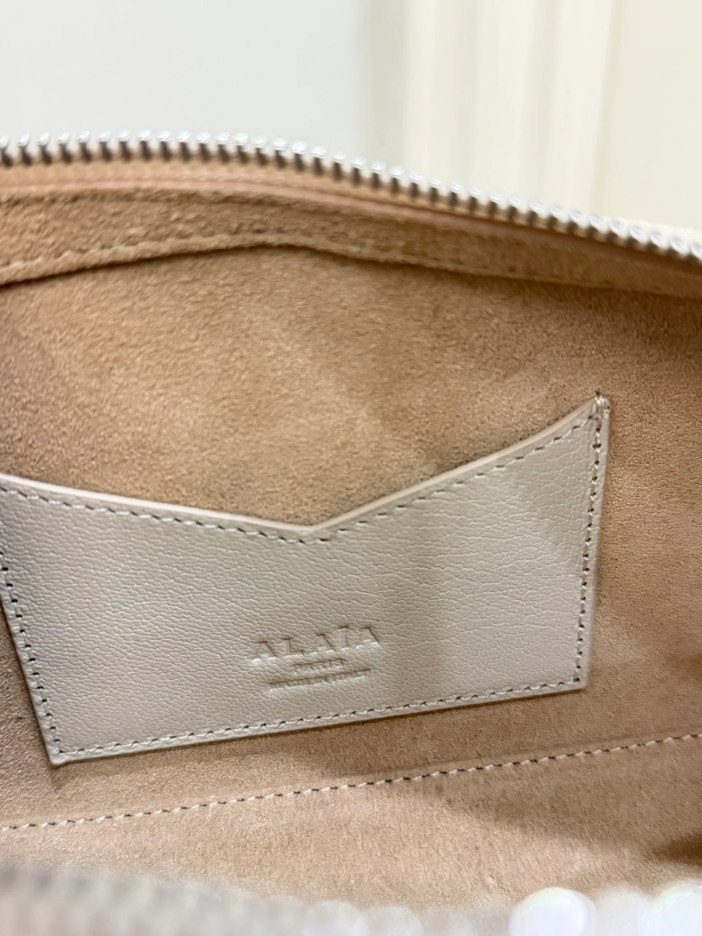 Классические Сумки Женские Alaia 9166540