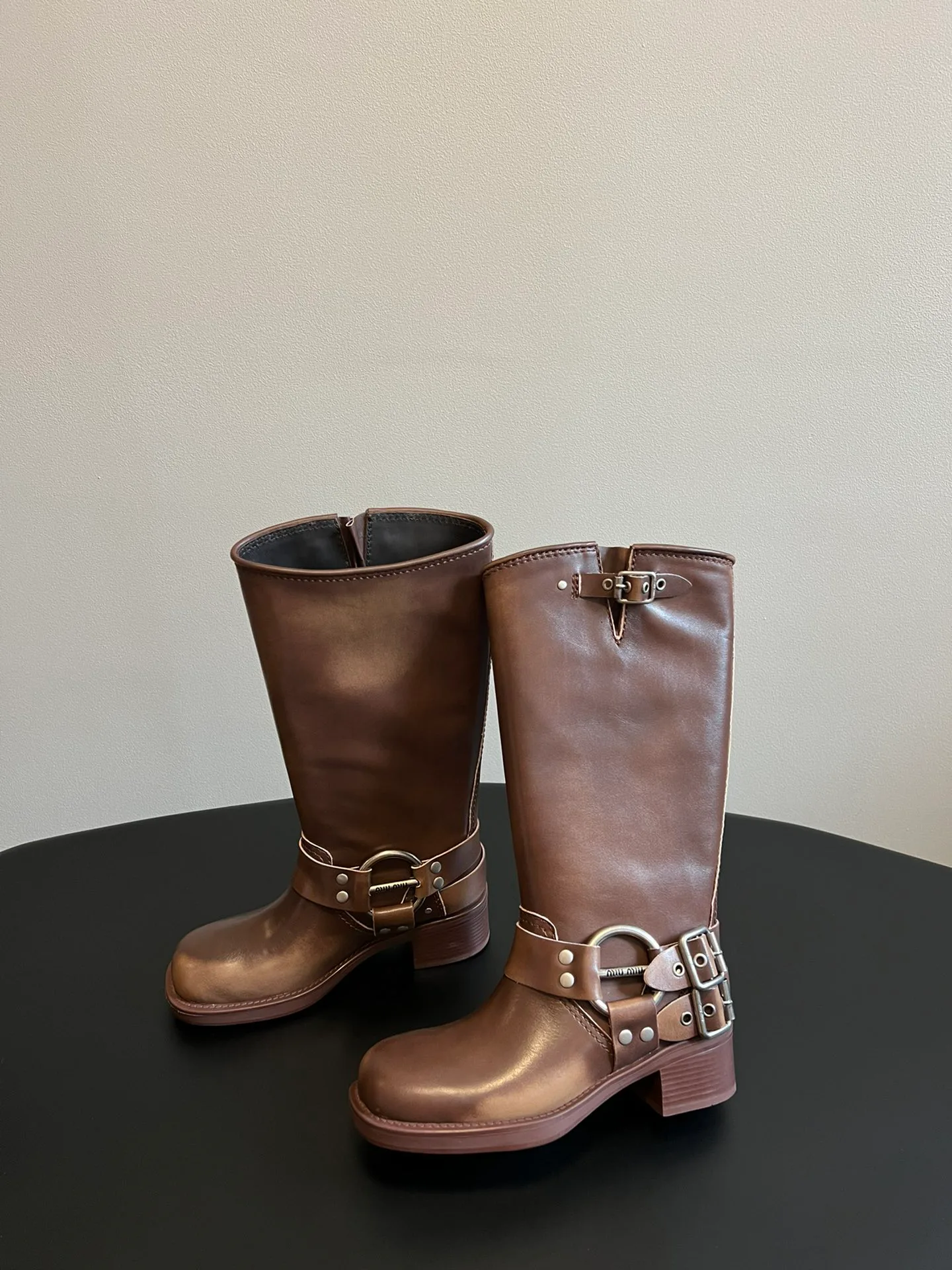 Сапоги Женские Miu Miu 18137432