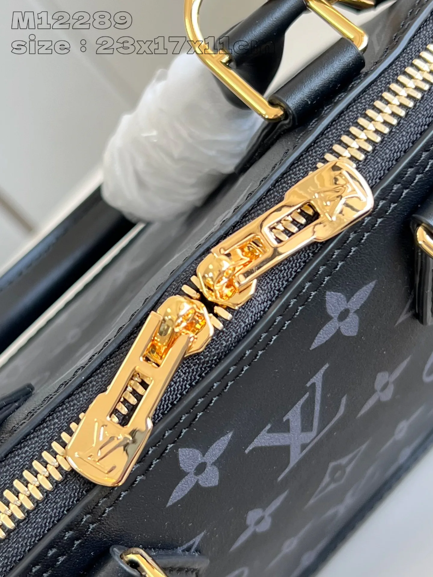 Классические Сумки Женские Louis Vuitton 18227598