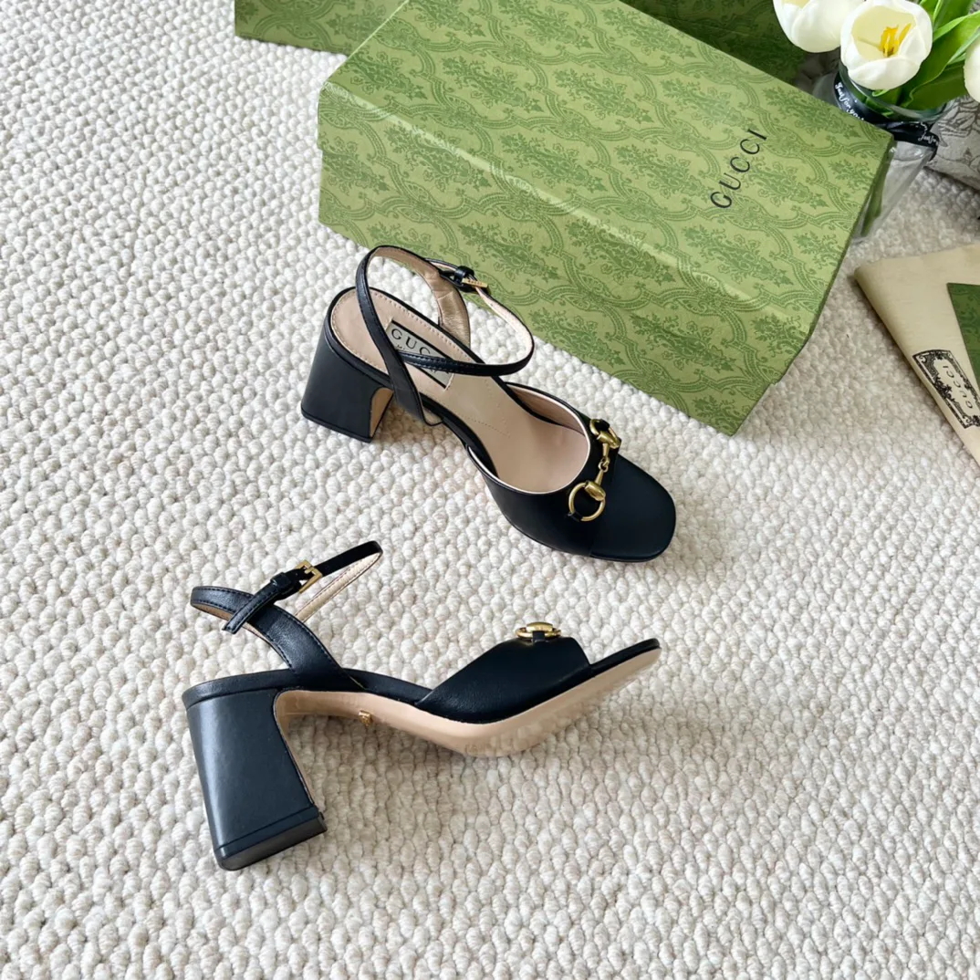 Босоножки Женские Gucci 17614715