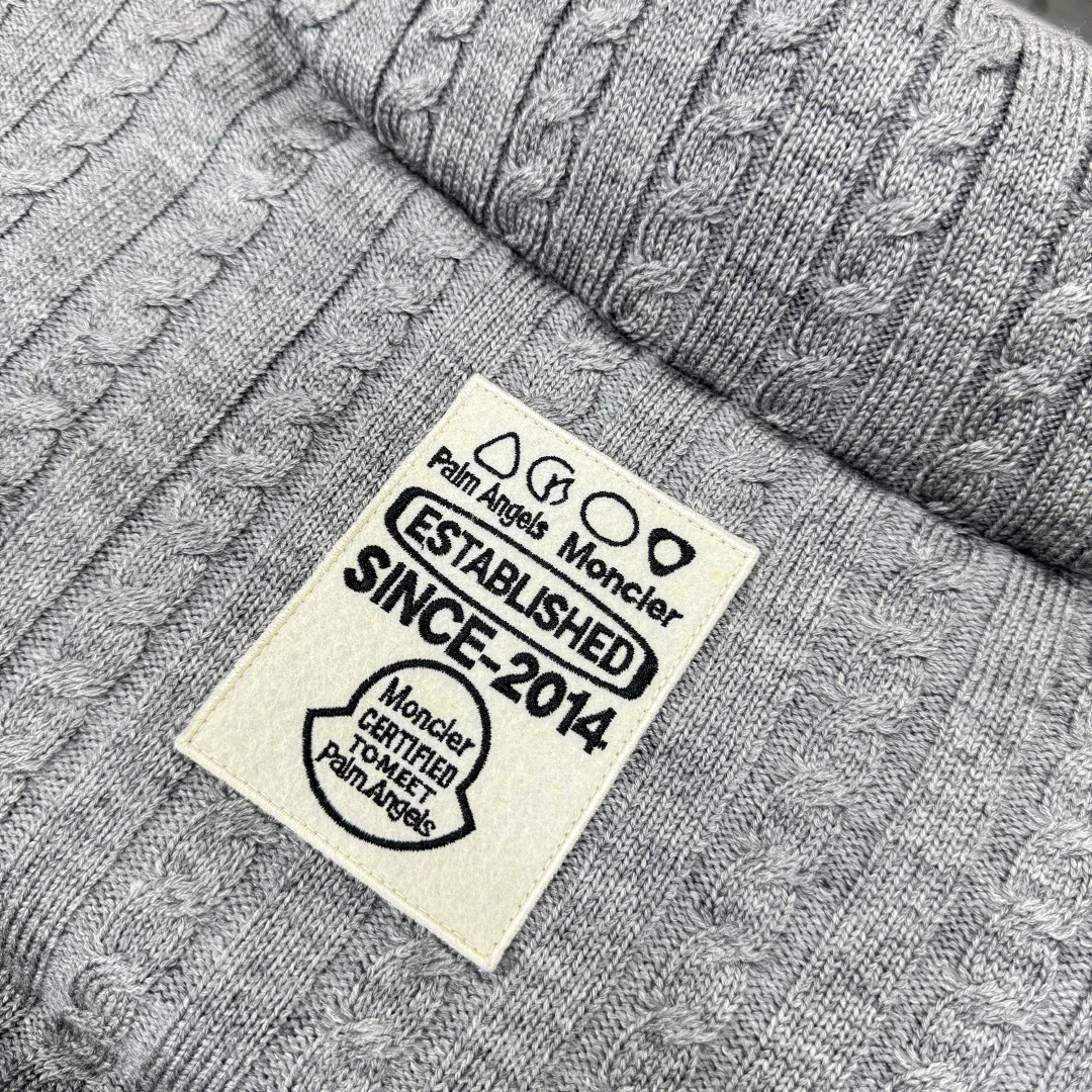 Куртки И Пуховики Женские Moncler 18001964