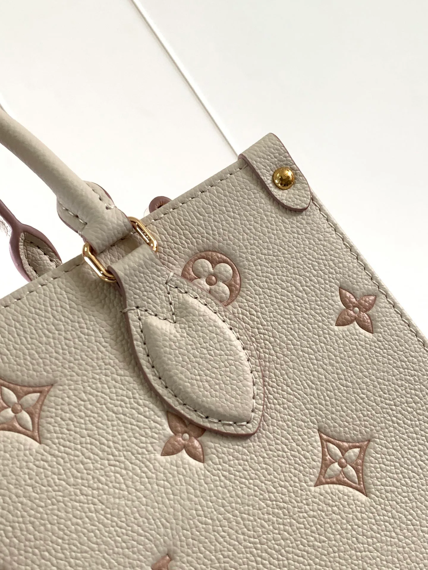 Классические Сумки Женские Louis Vuitton 11619852