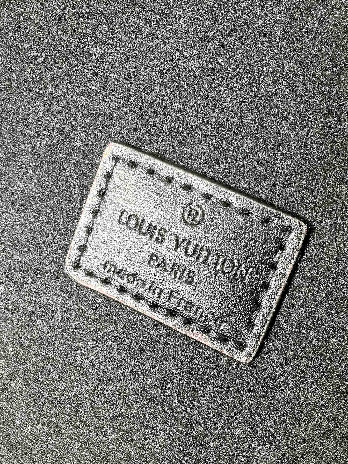 Классические Сумки Женские Louis Vuitton 13153267