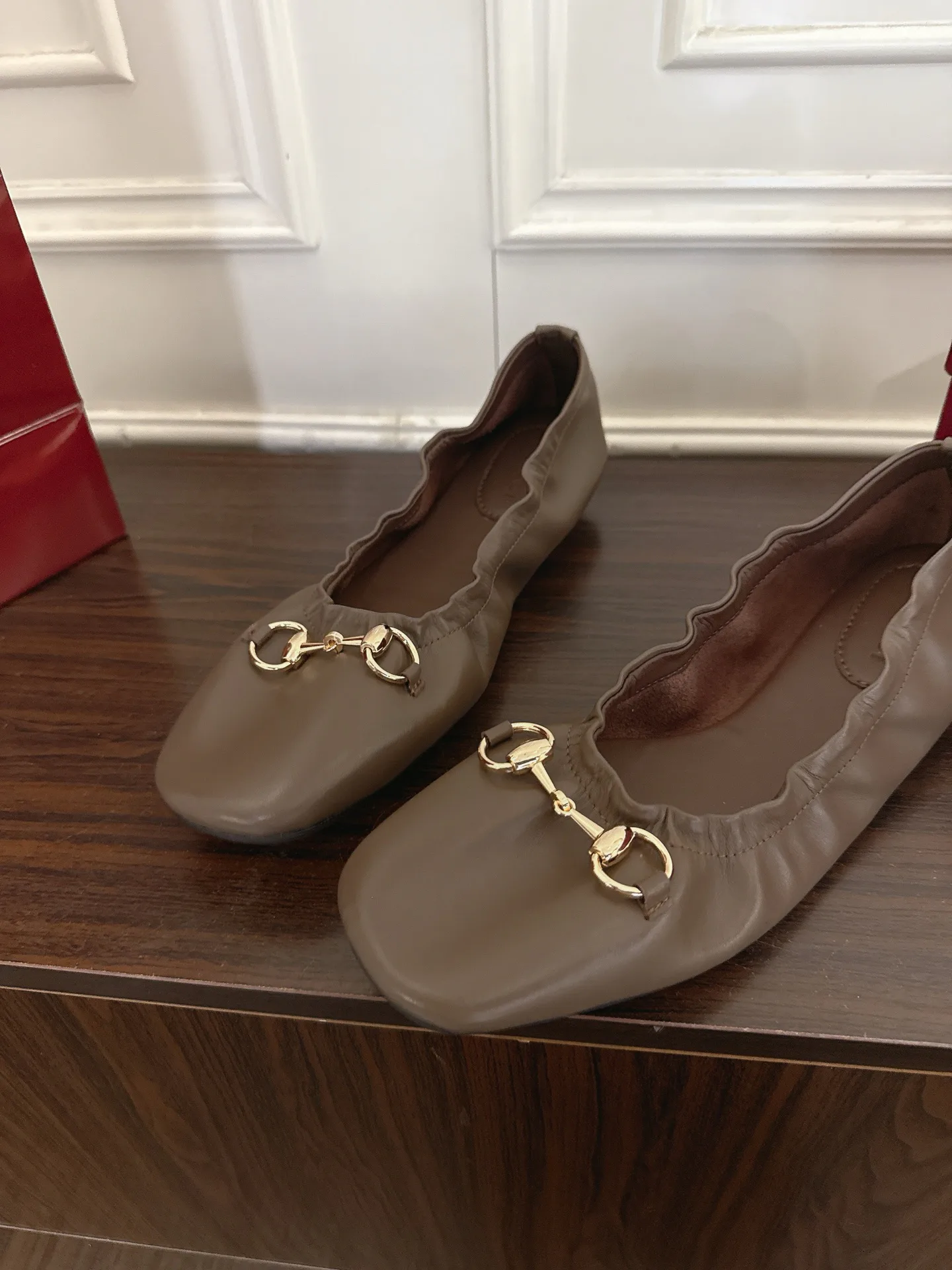 Балетки Женские Gucci 18135540