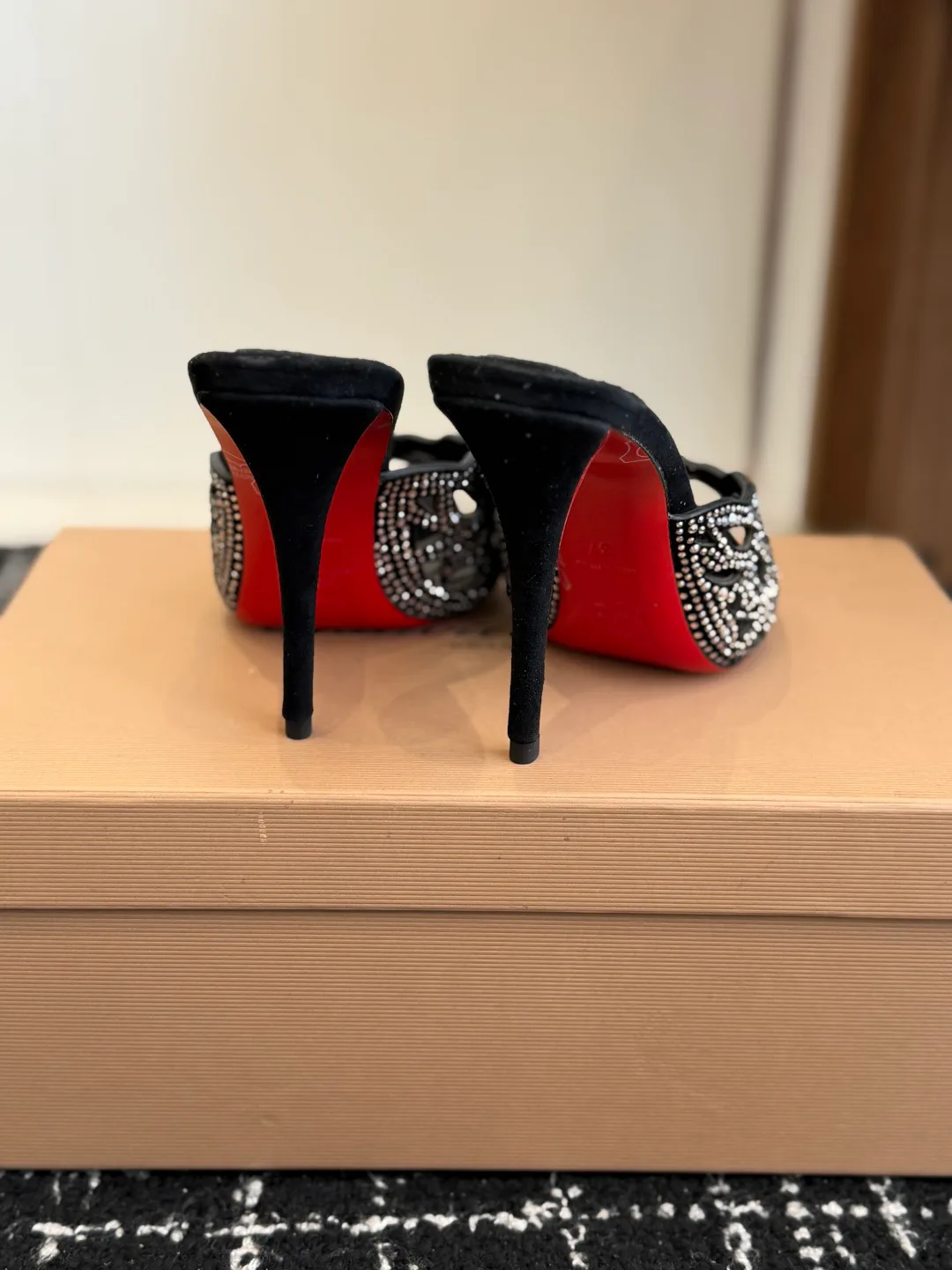 Туфли Женские Christian Louboutin 1561396
