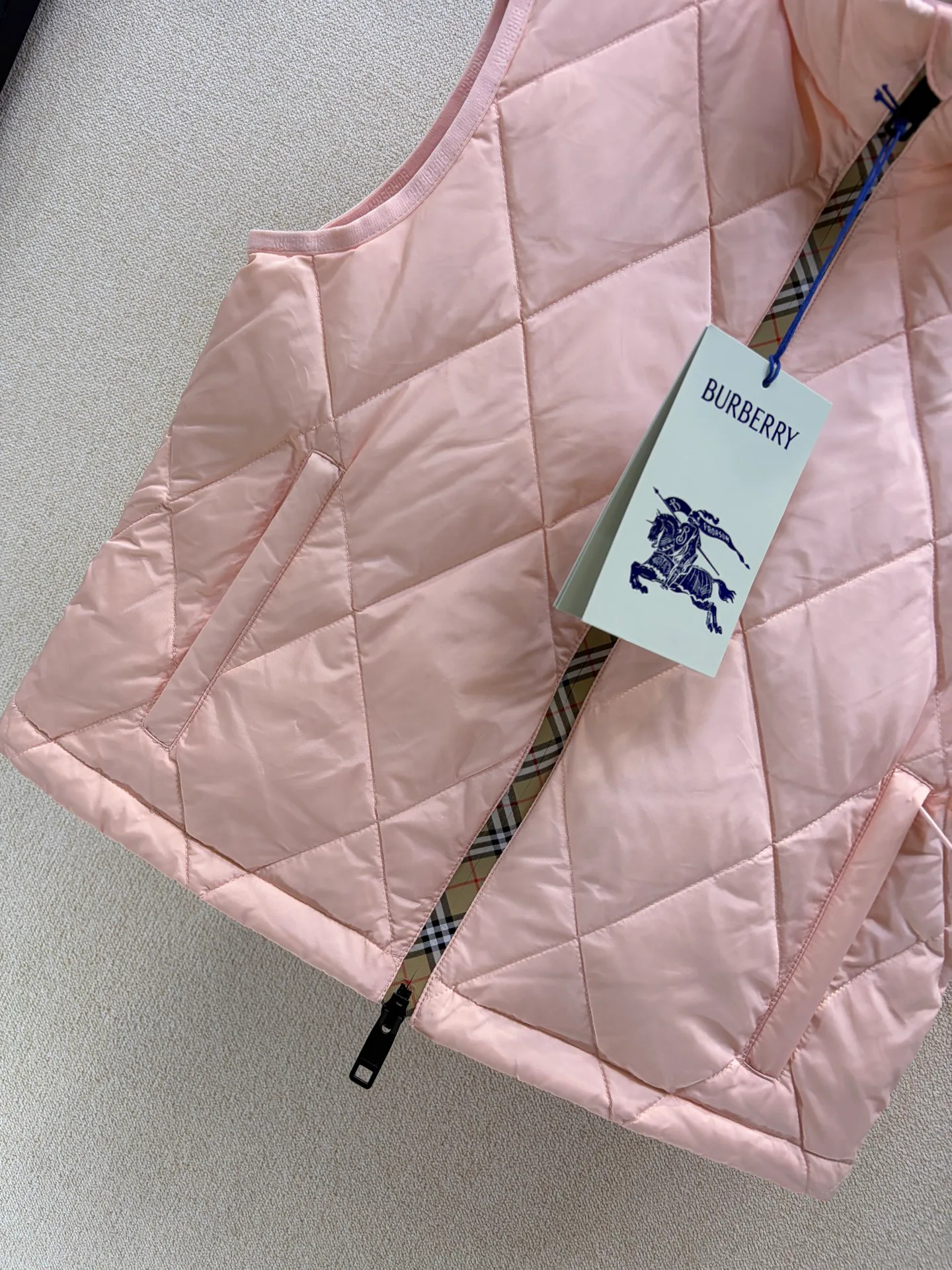 Жилеты Женские Burberry 18605876
