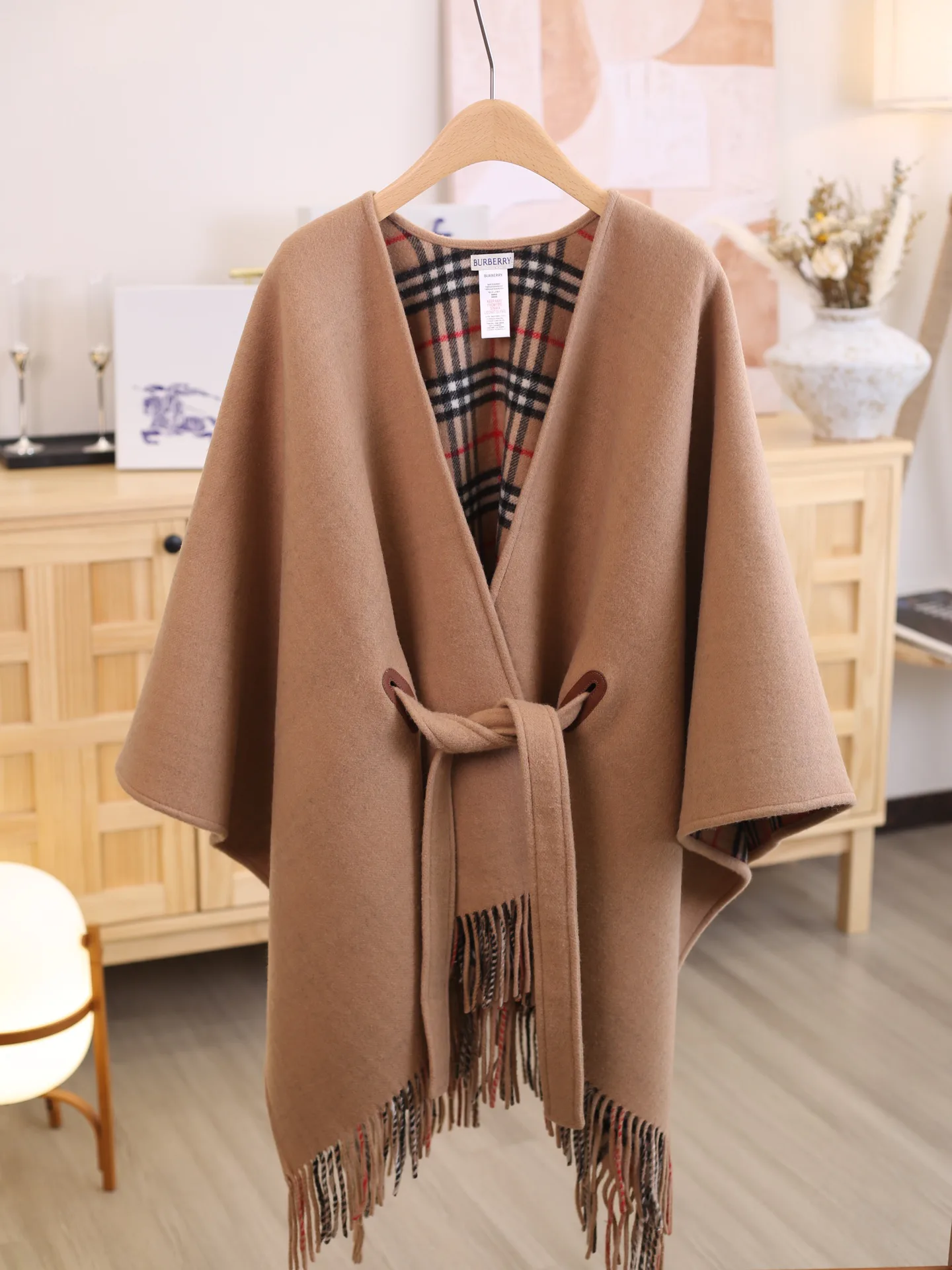 Пальто Женские Burberry 18128124
