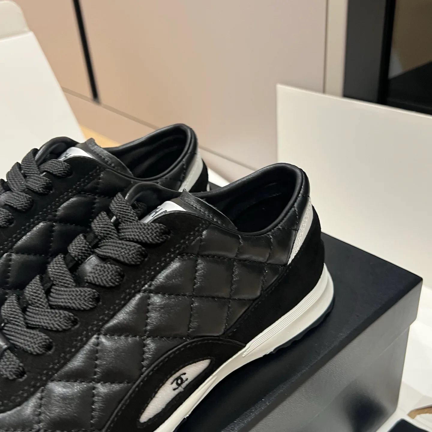 Кроссовки Женские Chanel 5791308