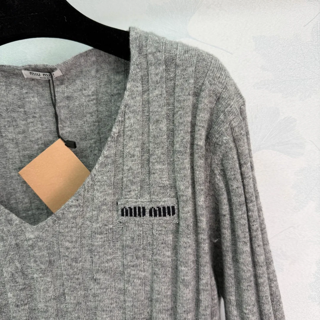 Джемперы И Свитеры Женские Miu Miu 3560367