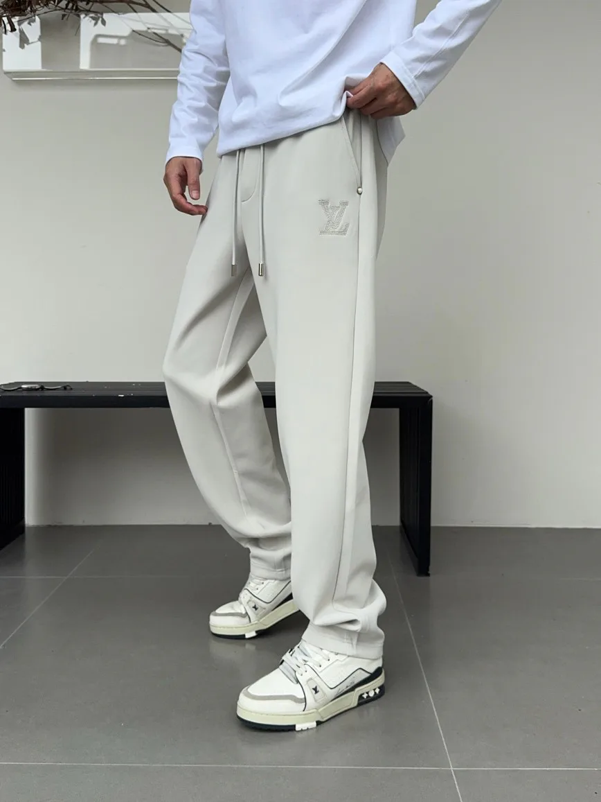 Брюки Женские Louis Vuitton 18178466
