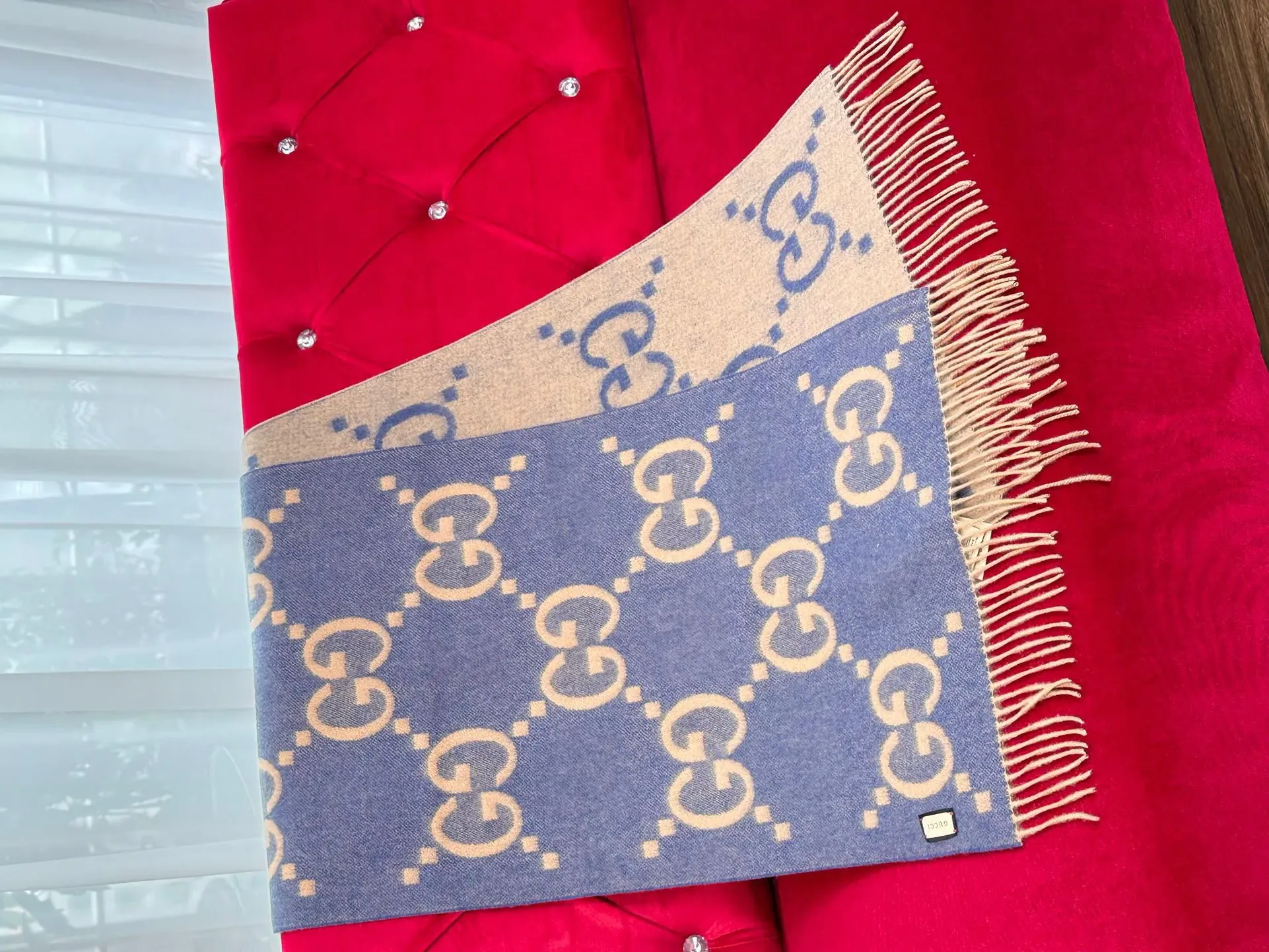 Шарфы Gucci 57091