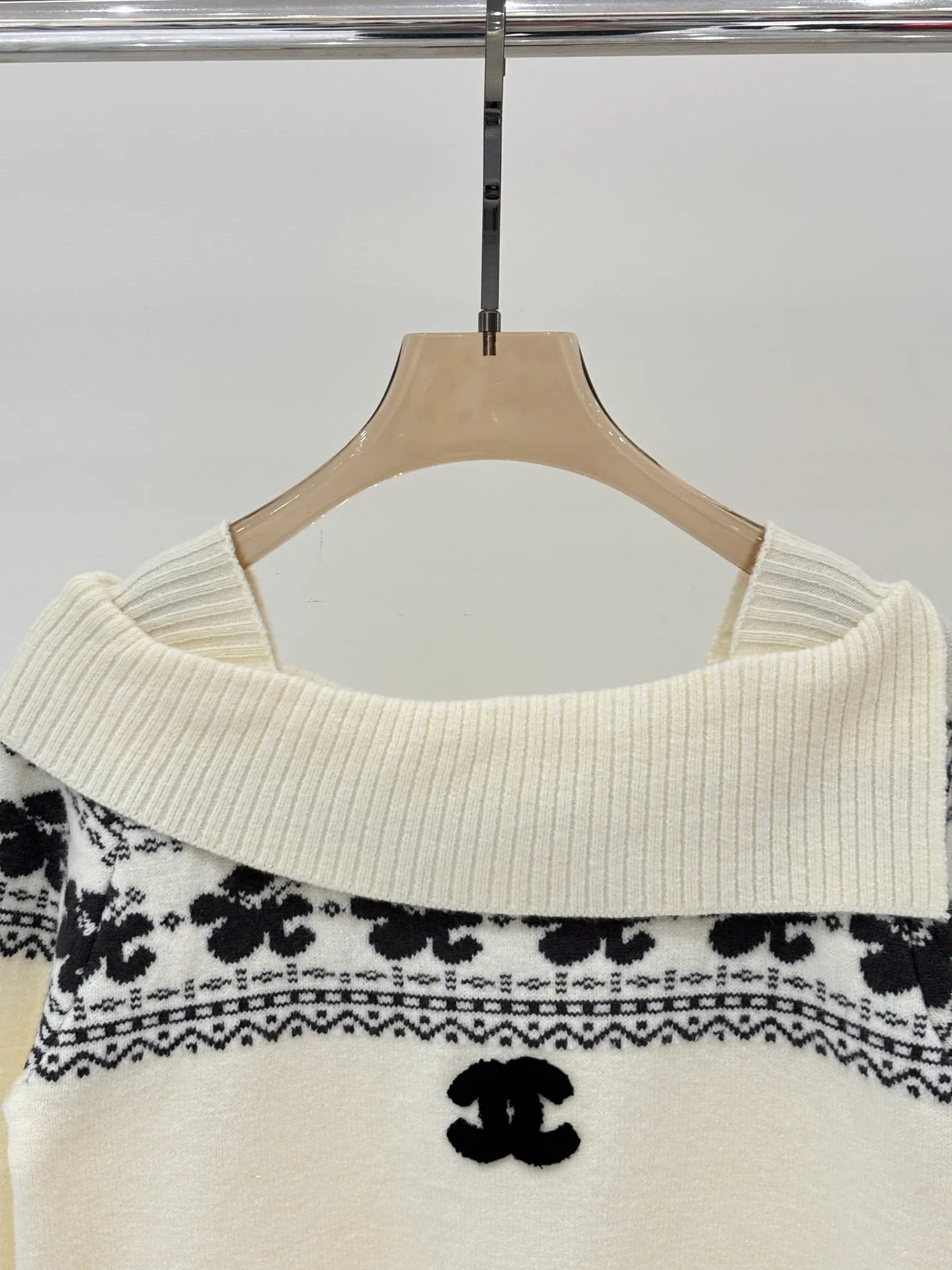 Джемперы И Свитеры Женские Chanel 1976033