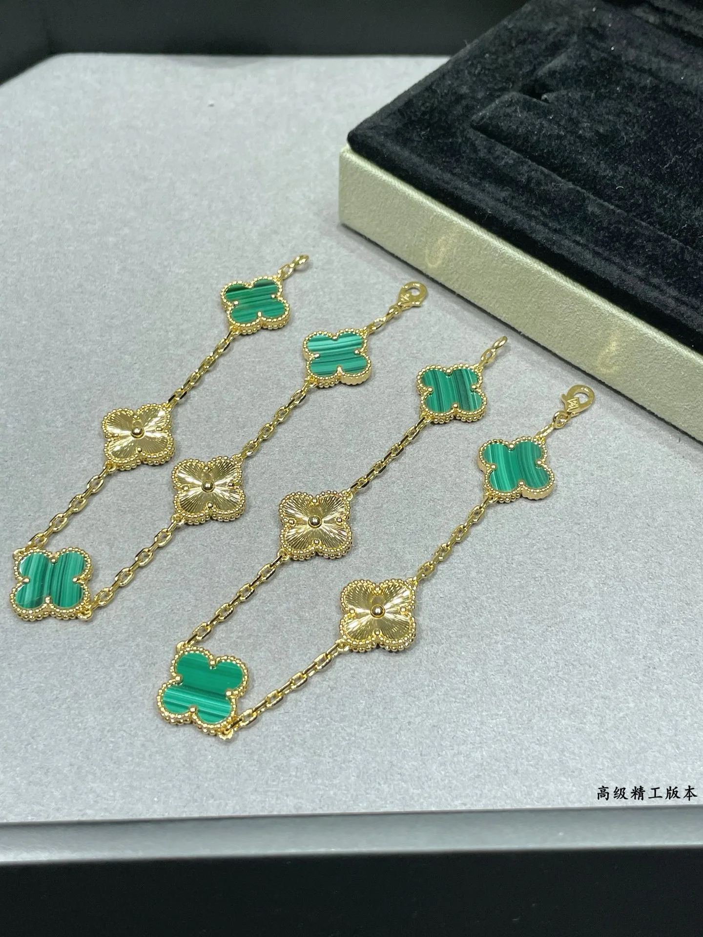 Бижутерия Van Cleef & Arpels 1892810