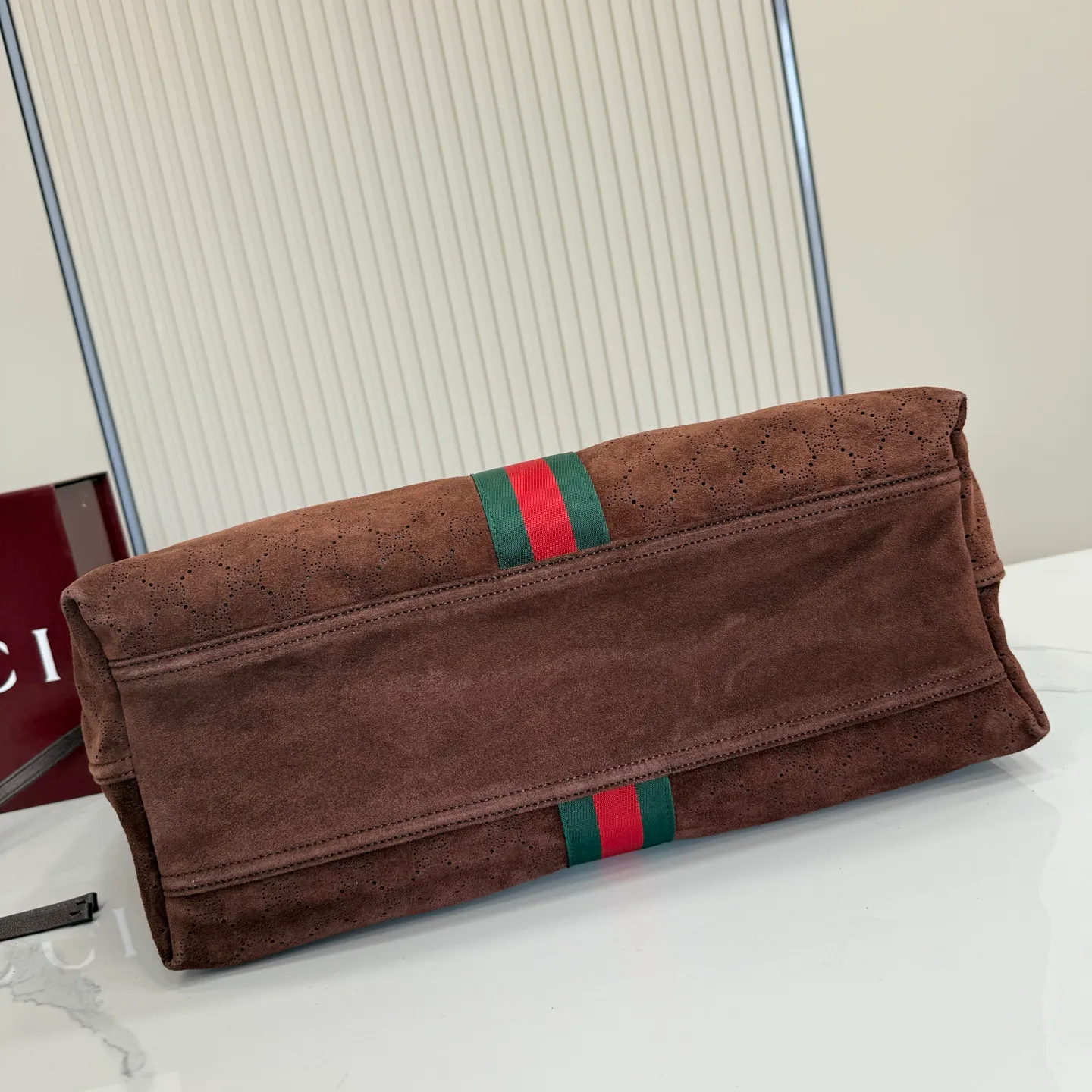 Классические Сумки Женские Gucci 18210735