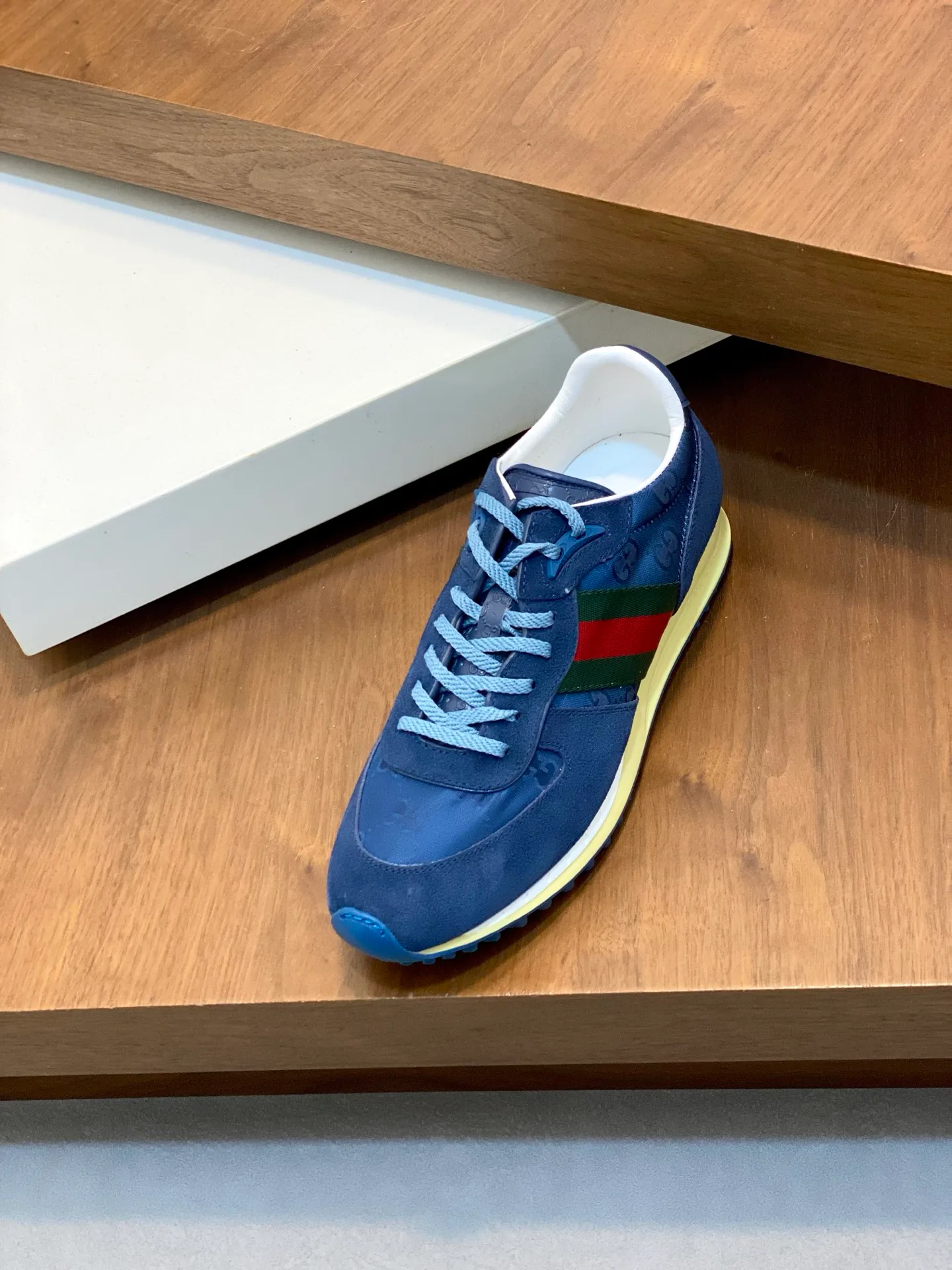 Кроссовки Мужские Gucci 13182413