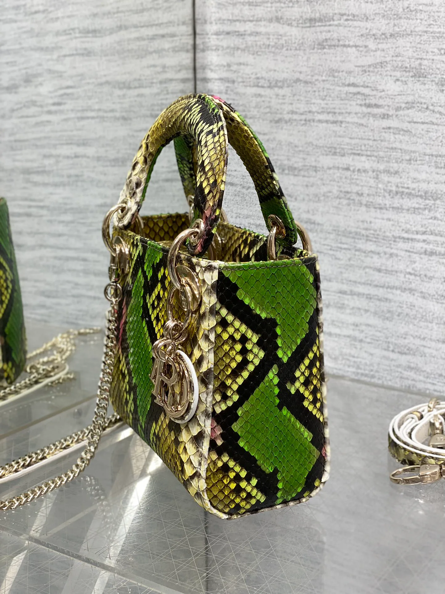 Классические Сумки Женские Christian Dior 11581744