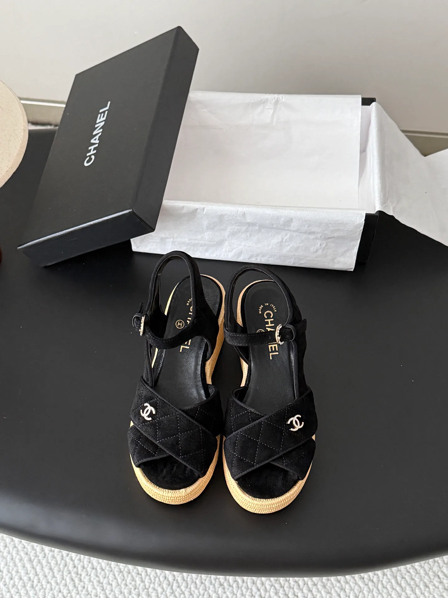 Босоножки Женские Chanel 17303645