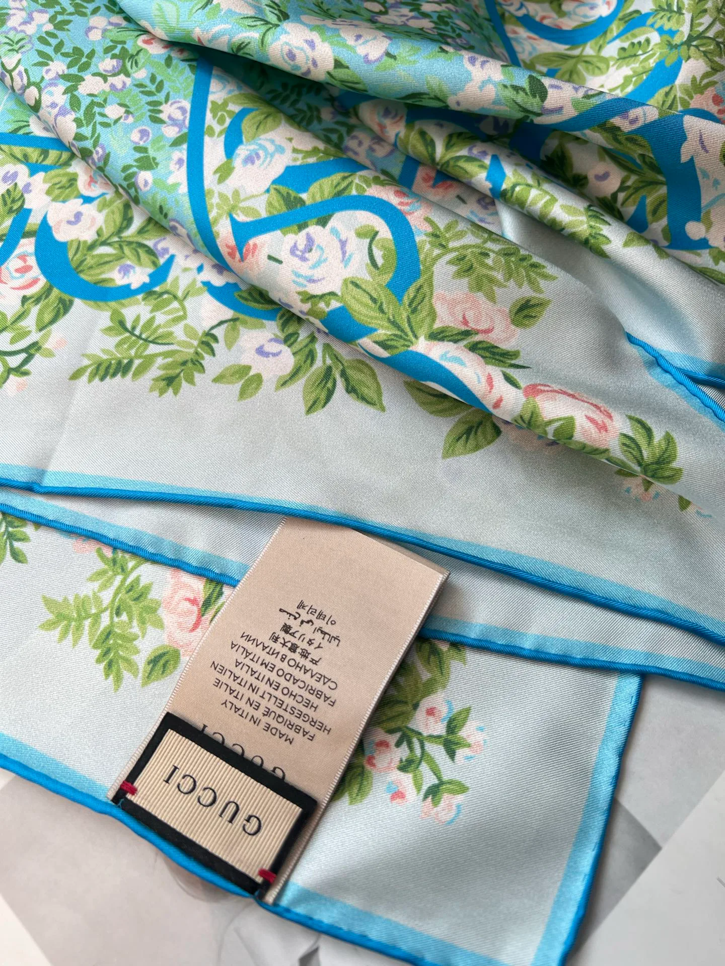 Платки Gucci 11527337