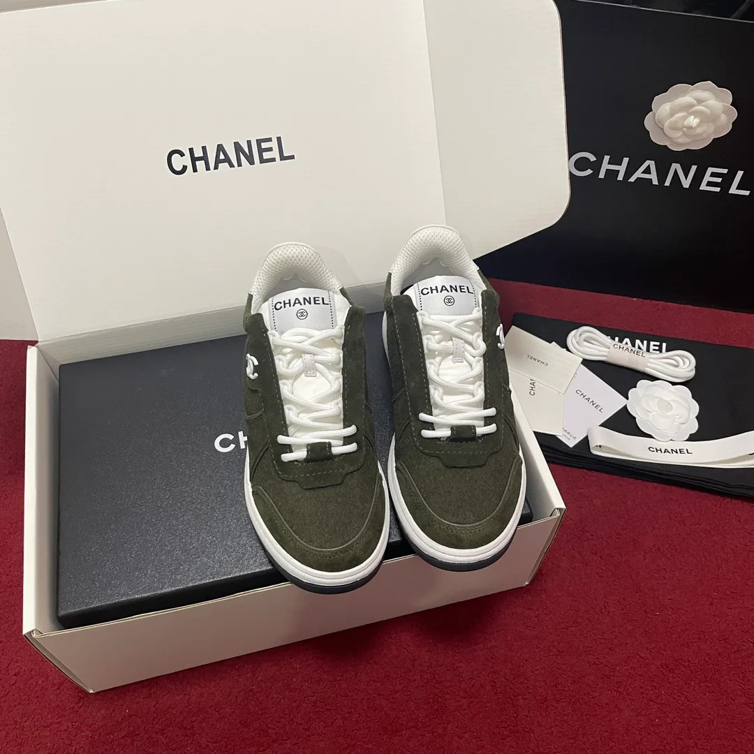 Кроссовки Женские Chanel 18195105