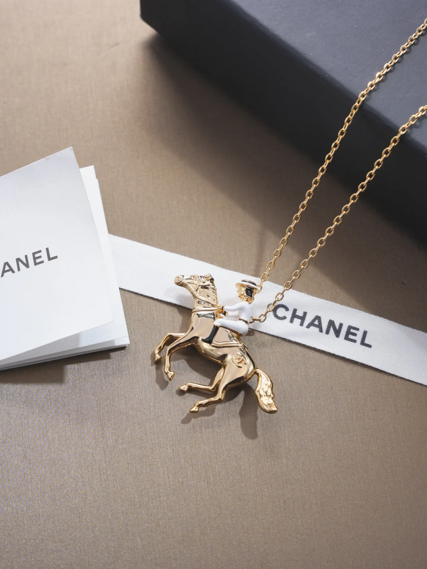 Бижутерия Chanel 9292057