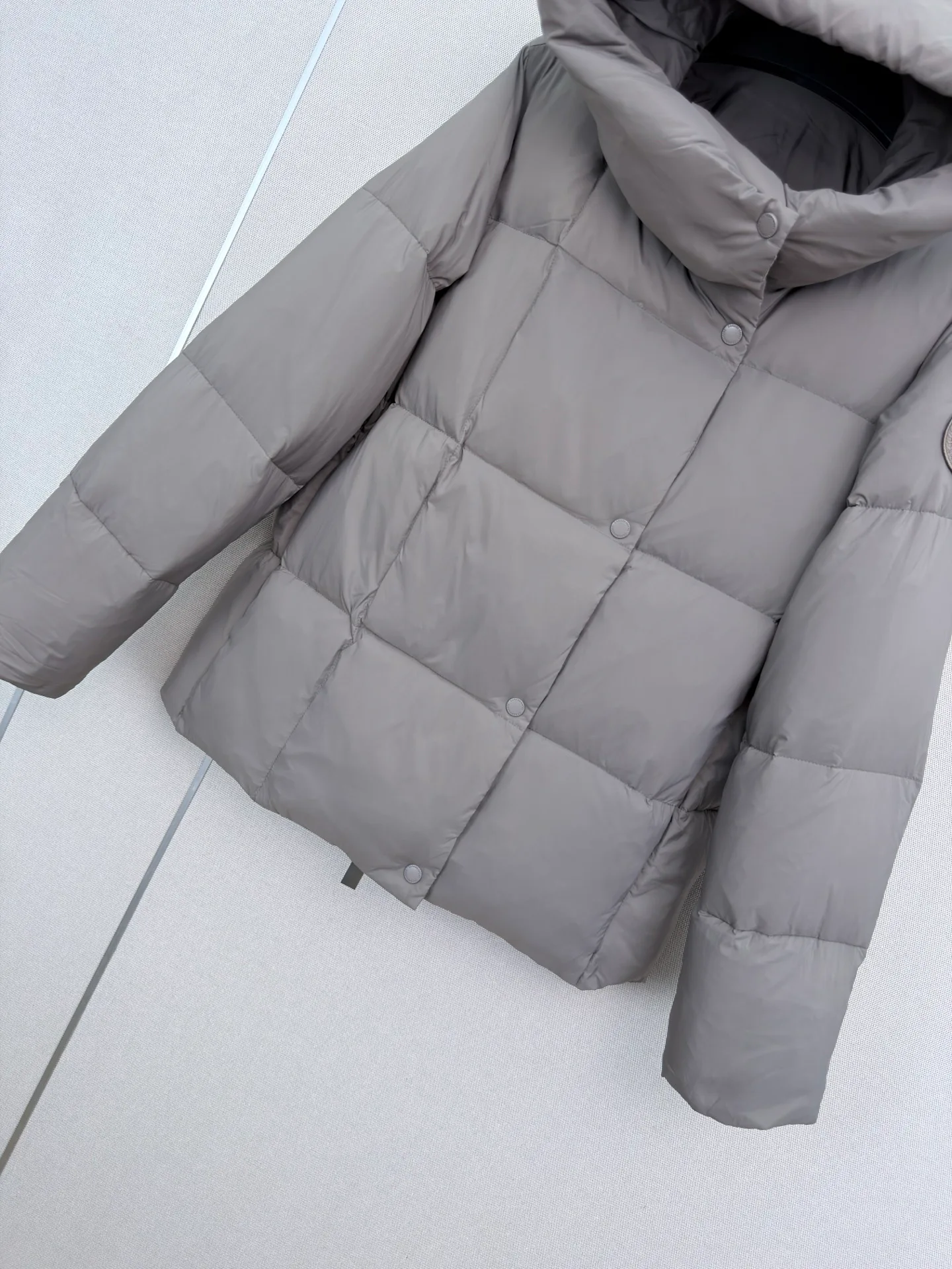 Куртки И Пуховики Женские Canada Goose 18056332