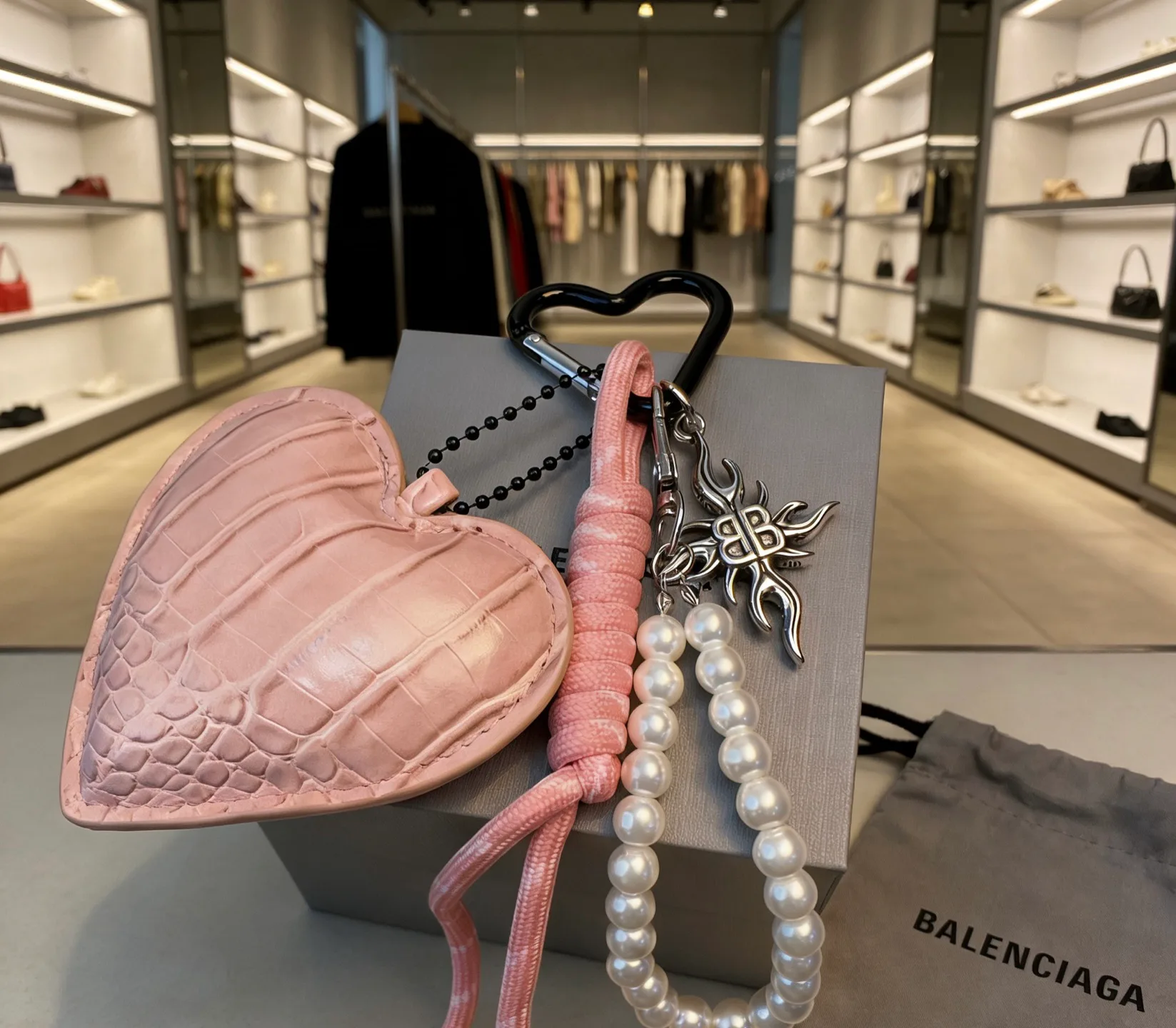 Ключницы Balenciaga 10890830