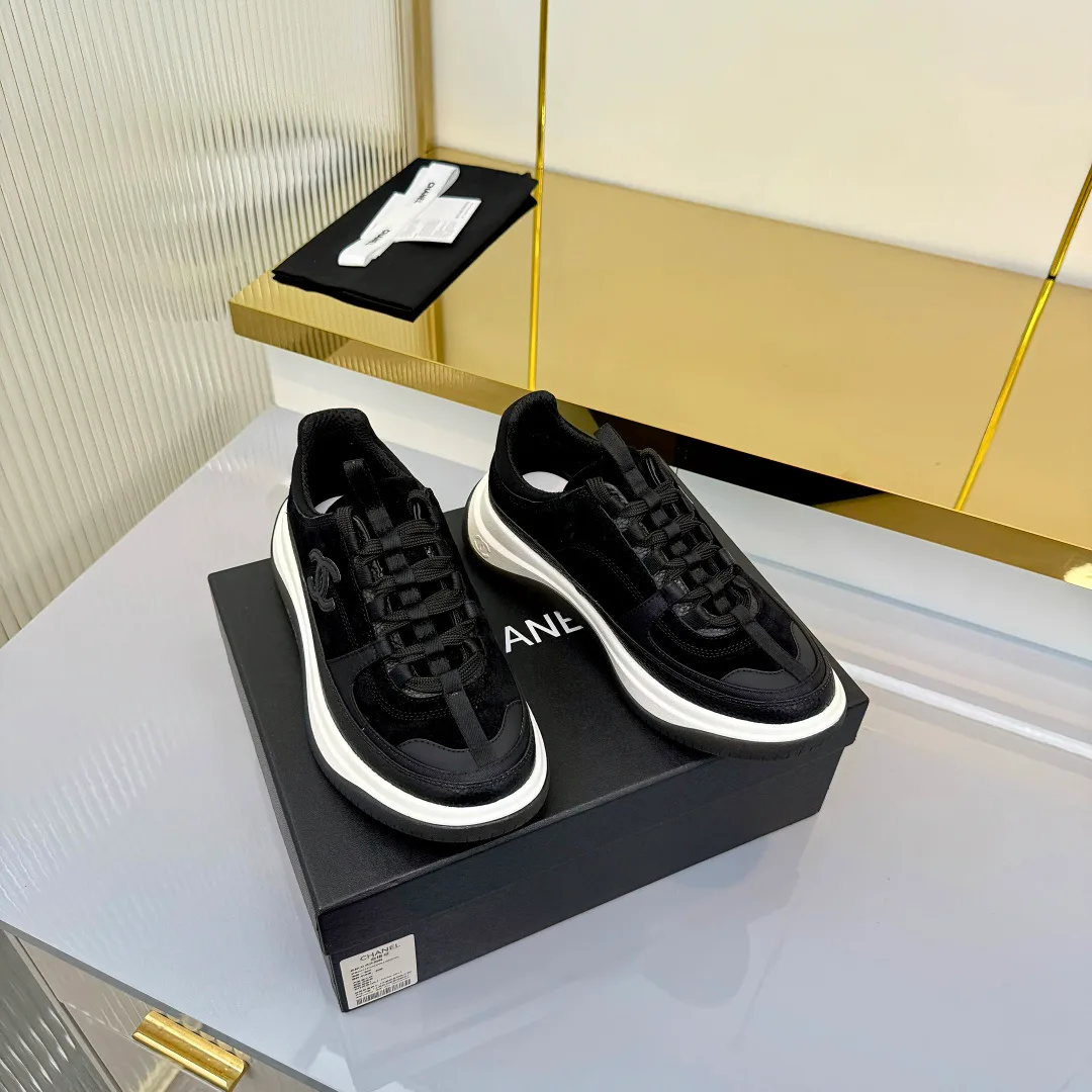 Кроссовки Женские Chanel 1268570