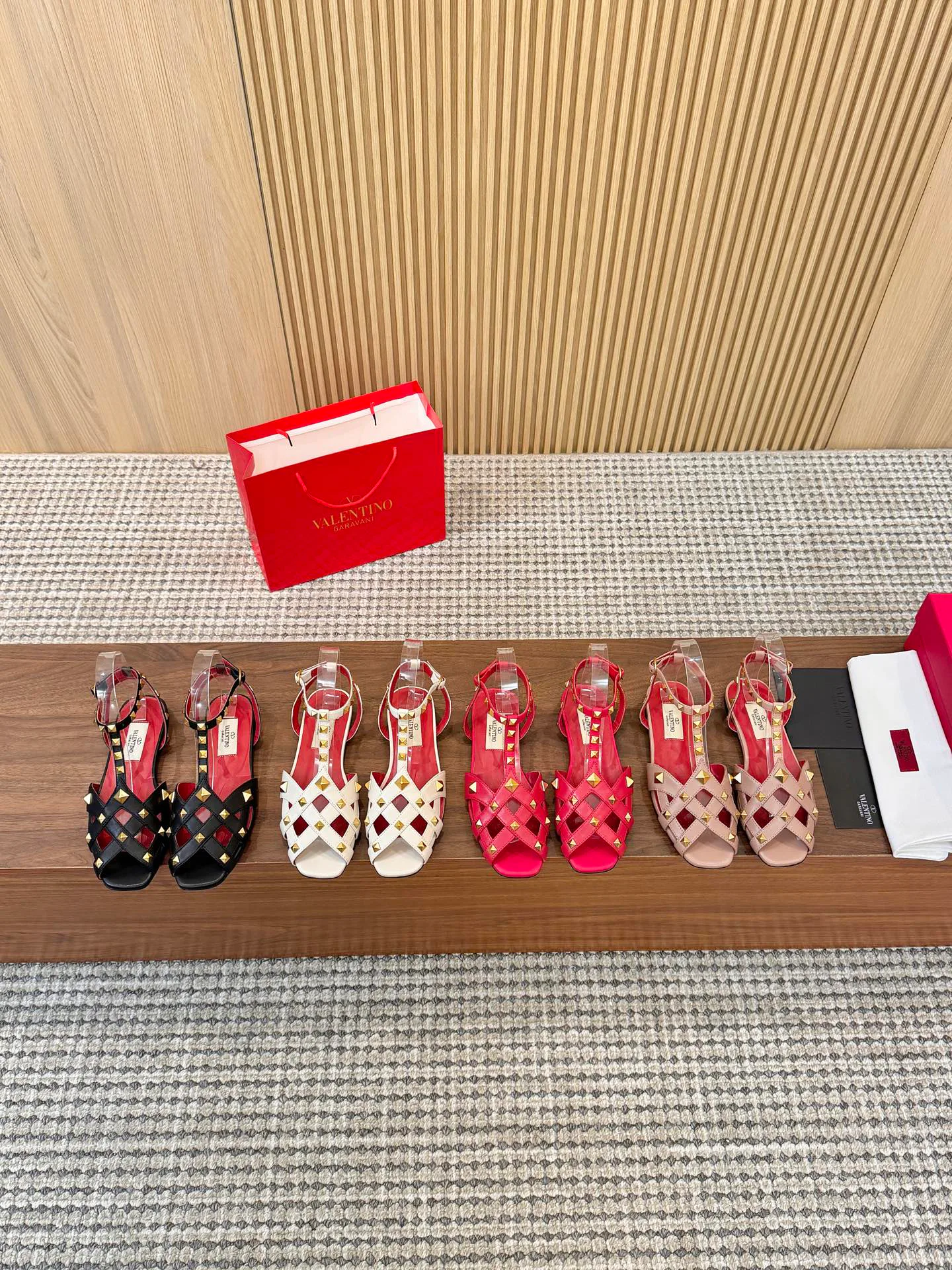 Босоножки Женские Valentino 12156390