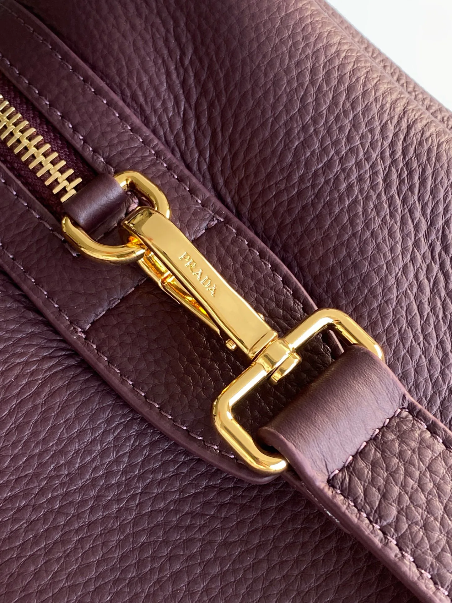Классические Сумки Женские Prada 1390438