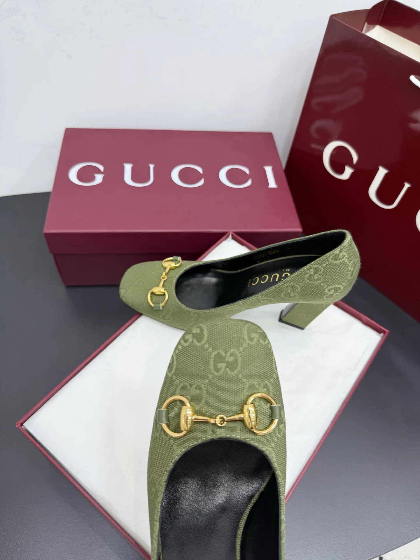Туфли Женские Gucci 406230