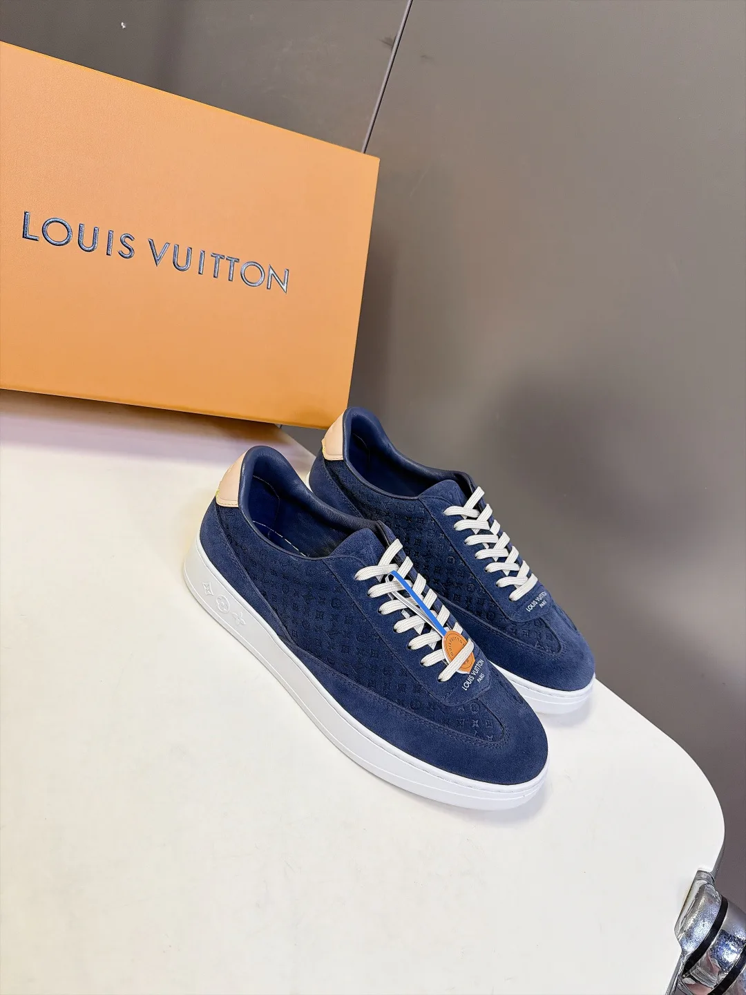 Кроссовки Женские Louis Vuitton 20153113