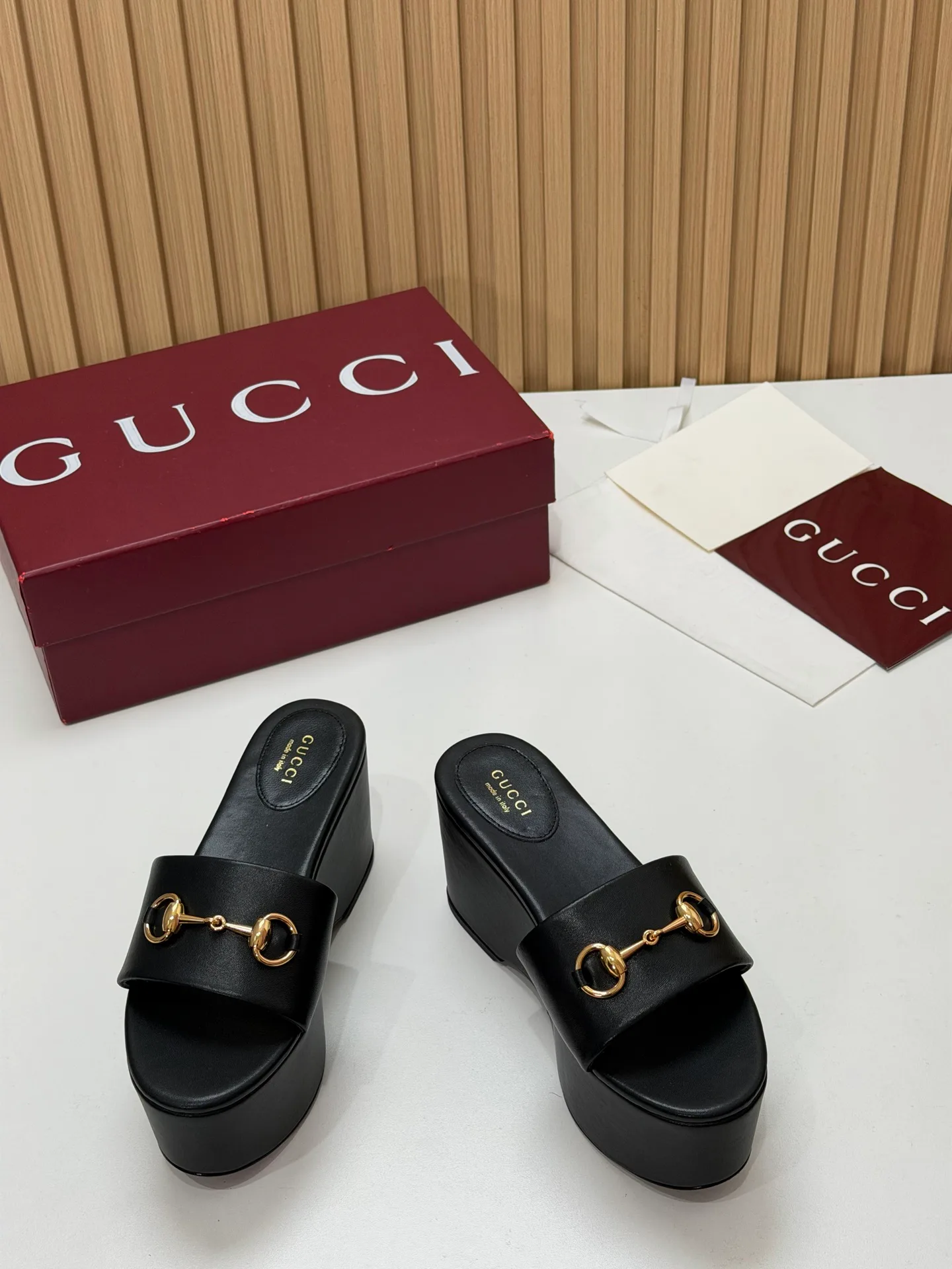 Босоножки Женские Gucci 17631677