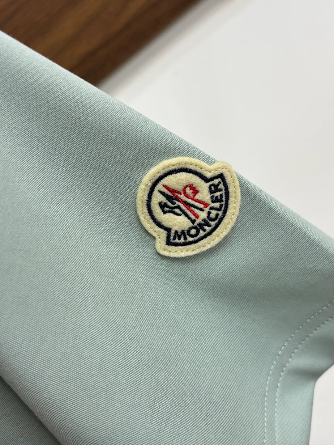 Футболки Женские Moncler 11000519