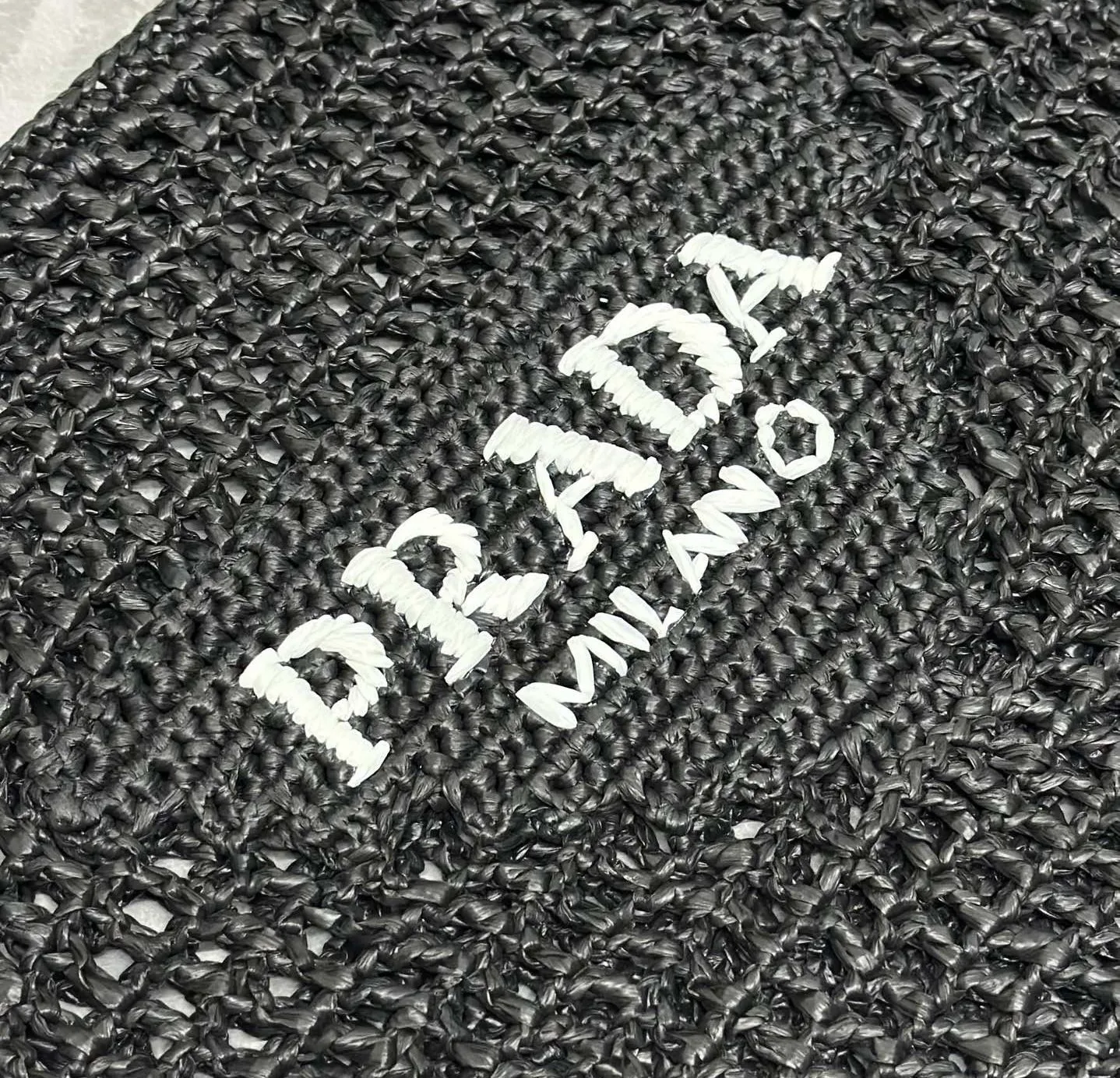 Классические Сумки Женские Prada 11681977