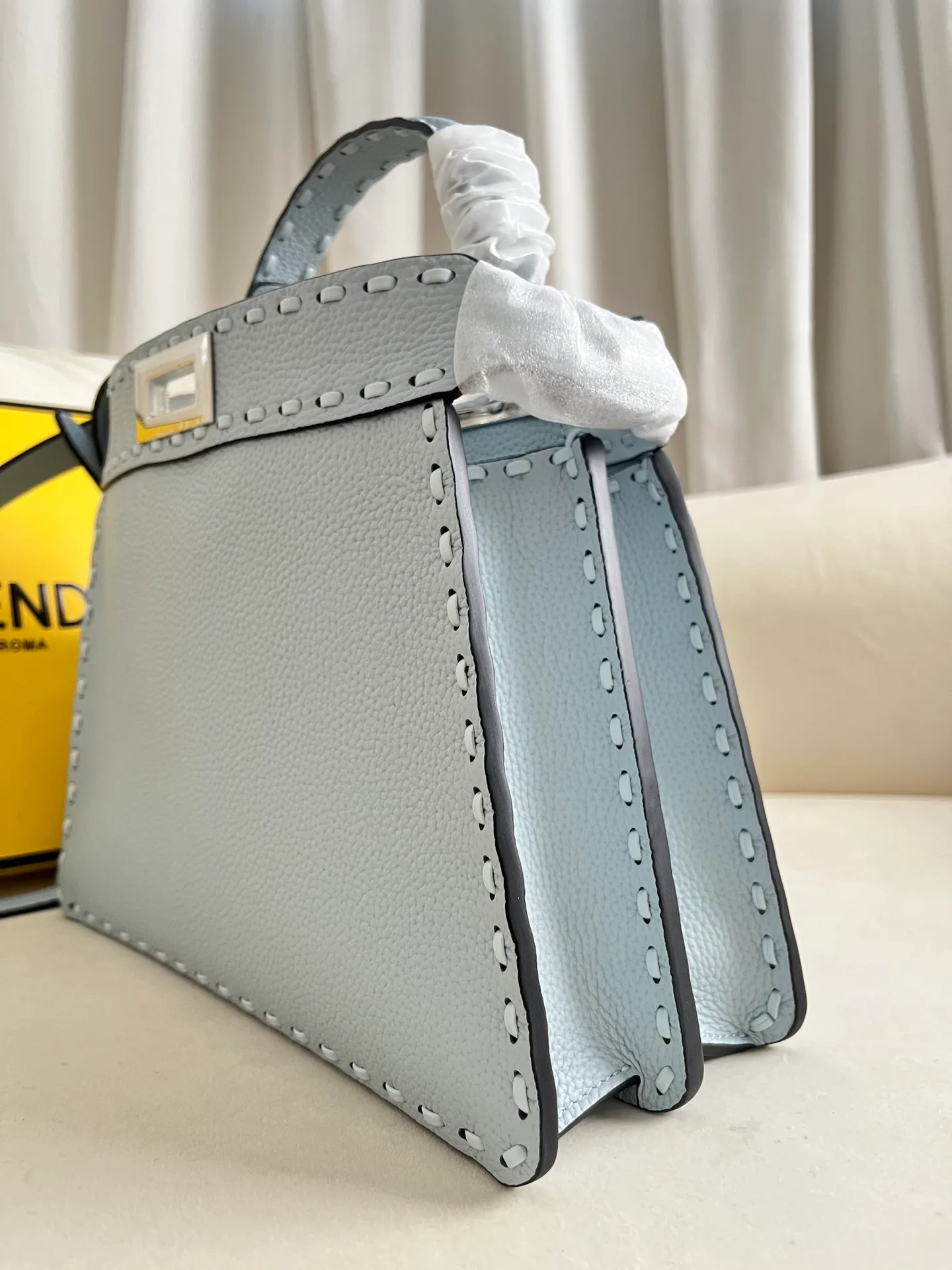 Классические Сумки Женские Fendi 11671435
